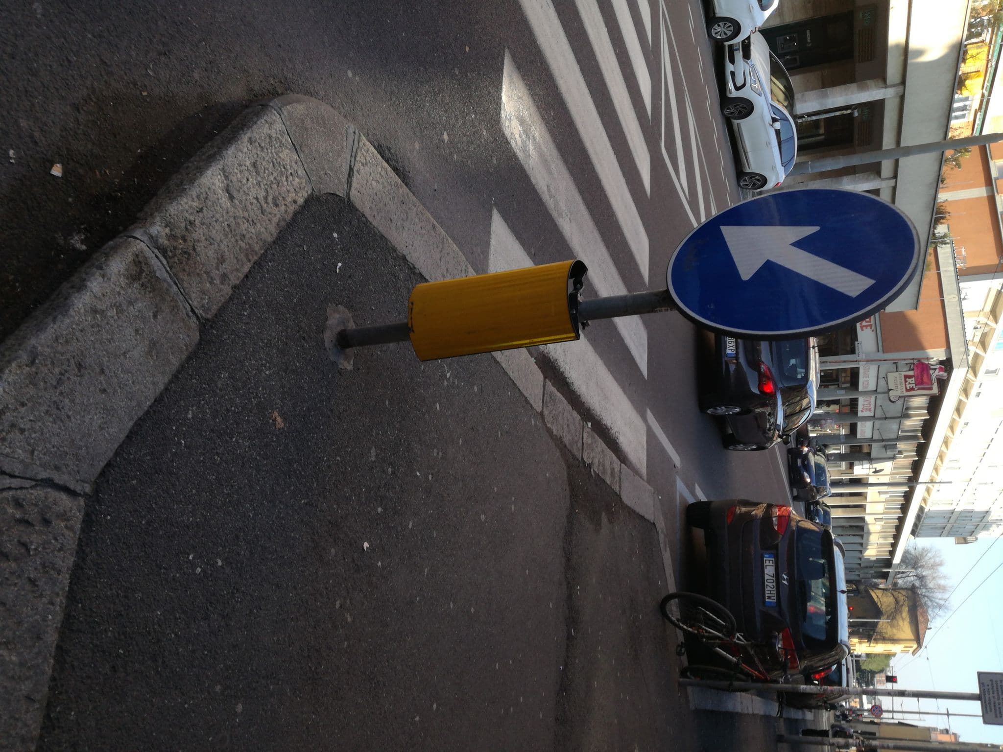 Street view near Little House, Bologna — © samir0090 (CC BY-SA · Mapillary)