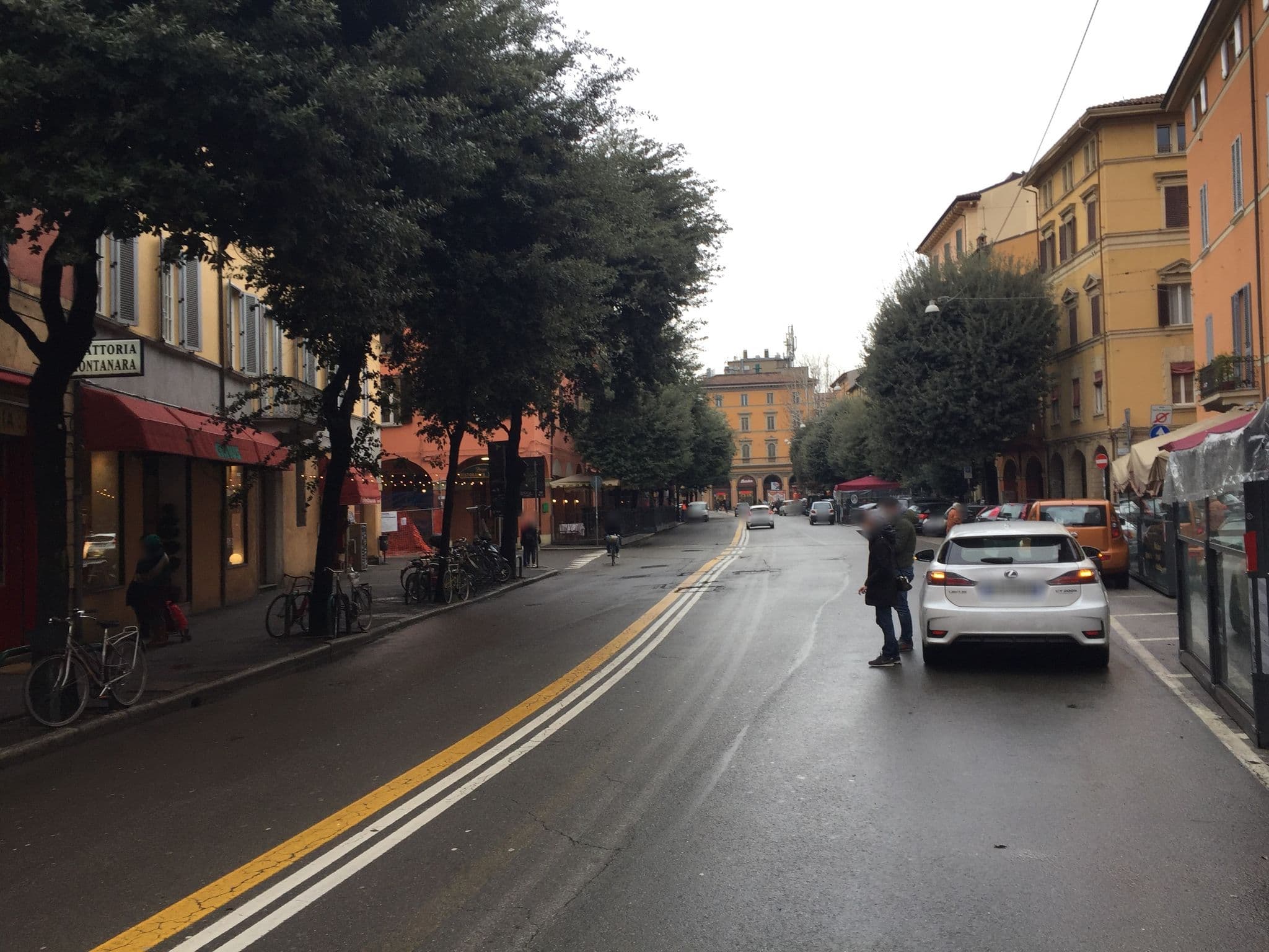 Street view near Casa albergo B&B Salbego, Bologna — © vipoosanan (CC BY-SA · Mapillary)