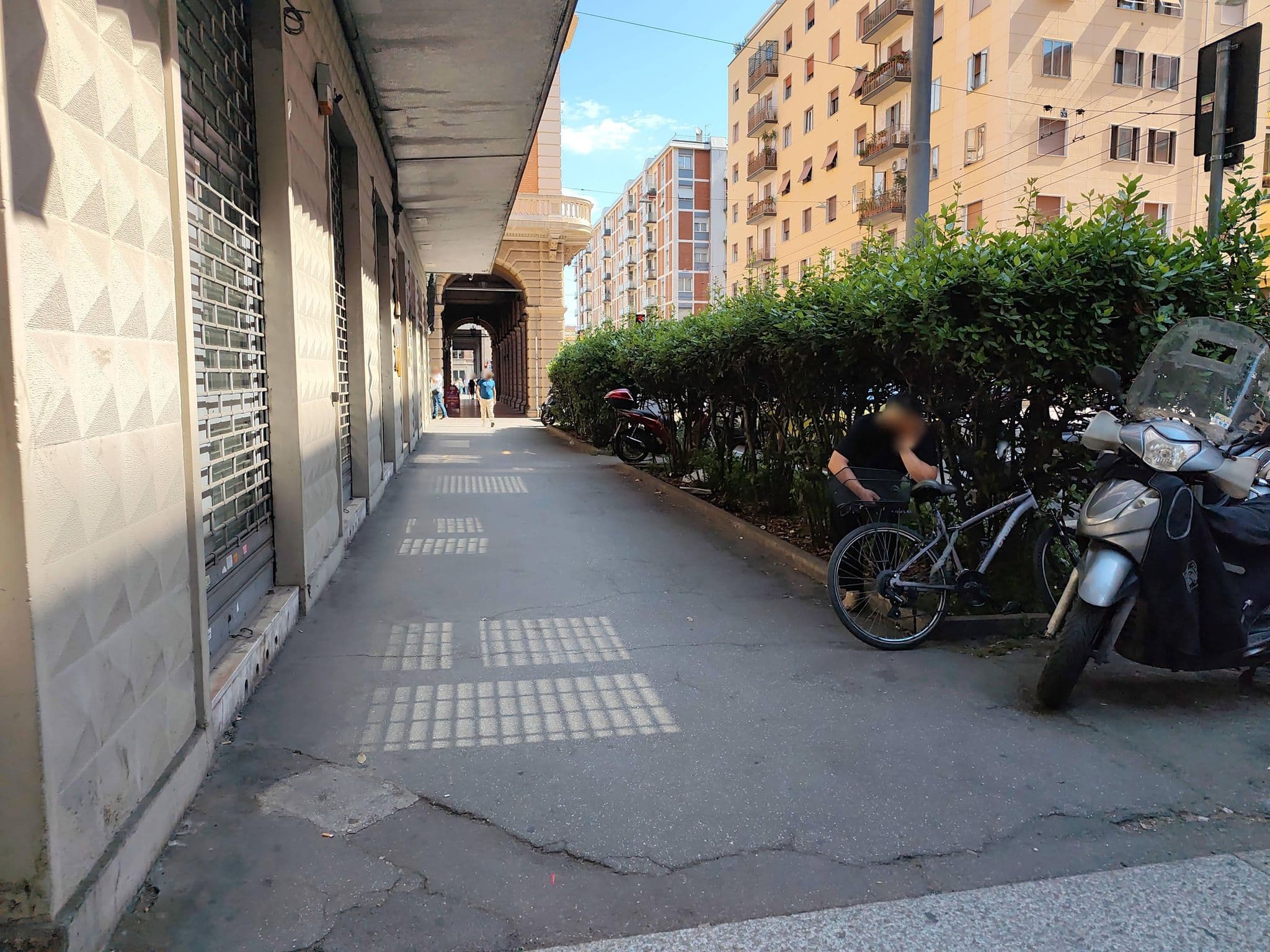 Street view near DormiRe, Bologna — © eandre (CC BY-SA · Mapillary)