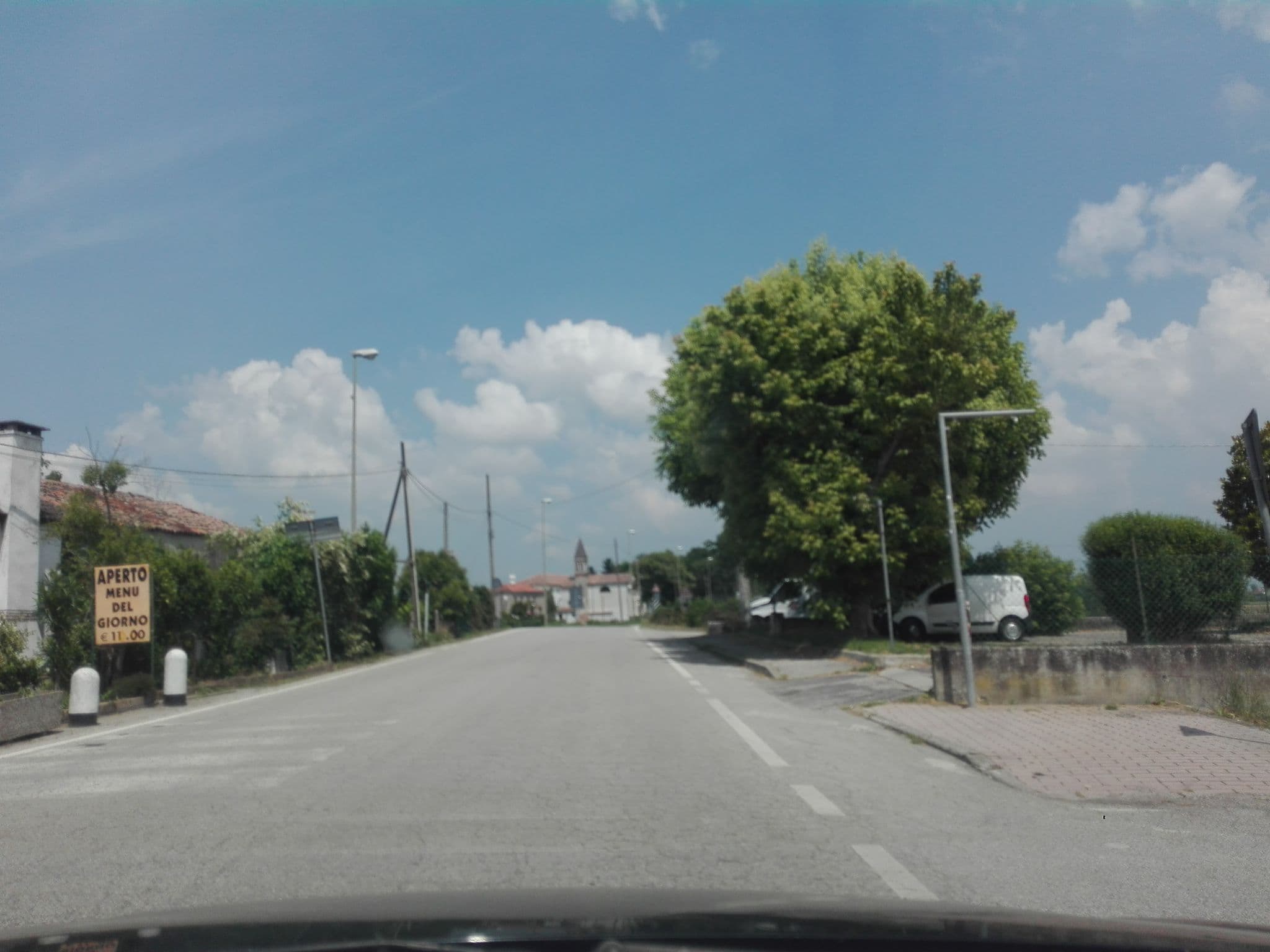 Street view near Rudy, Adria — © jas92 (CC BY-SA · Mapillary)