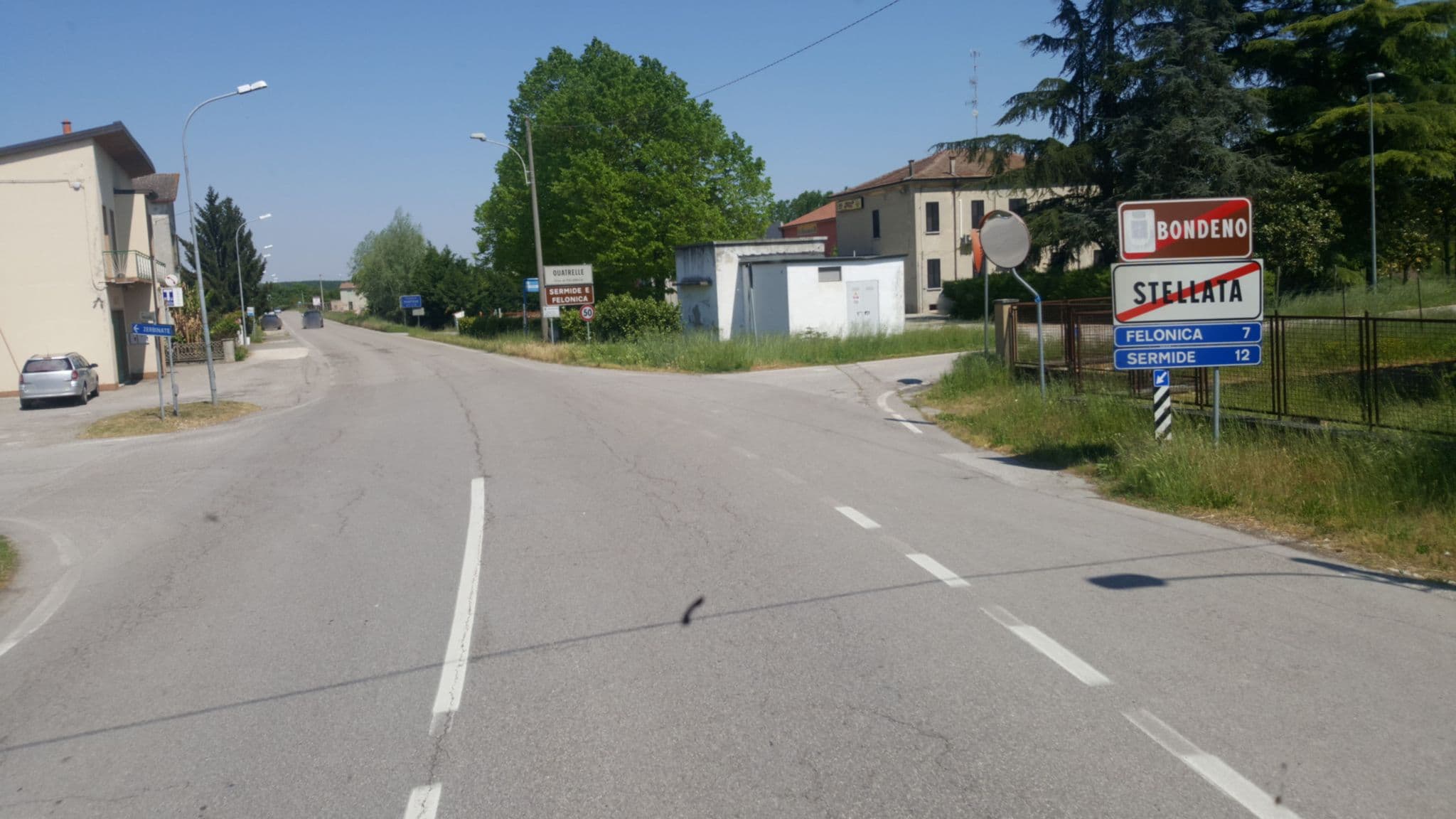 Street view near Agriturismo Corte Prova, Ficarolo — © klimakas (CC BY-SA · Mapillary)