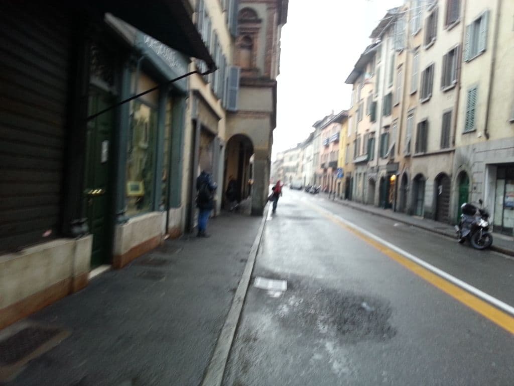 Street view near Fleur de Lis Plaza, Bergamo — © giorgiol (CC BY-SA · Mapillary)