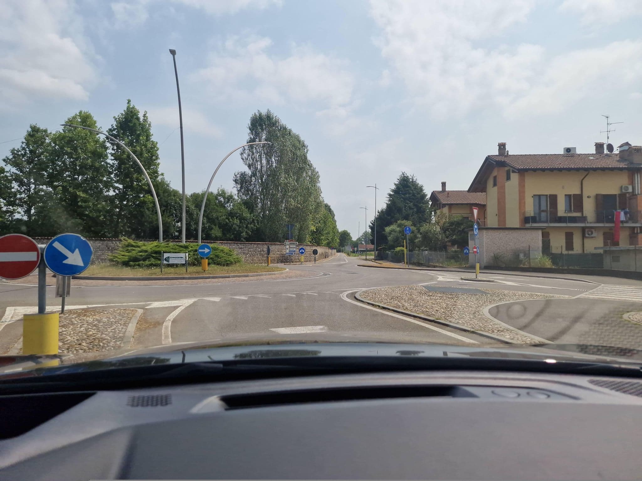 Street view near Quadrifoglio, Urgnano — © renaultgt (CC BY-SA · Mapillary)