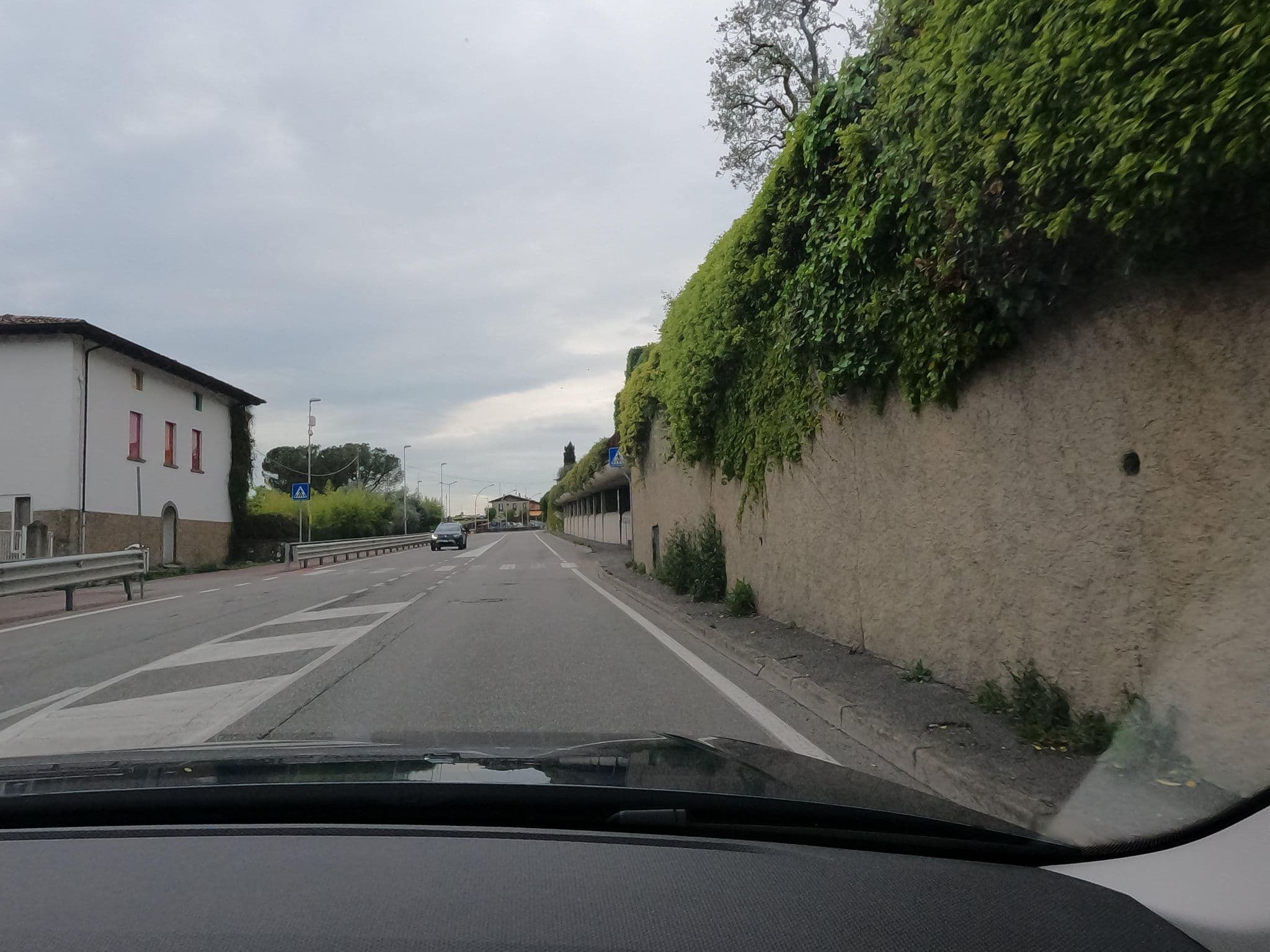 Street view near B&B Riad, Sarnico — © borovac (CC BY-SA · Mapillary)