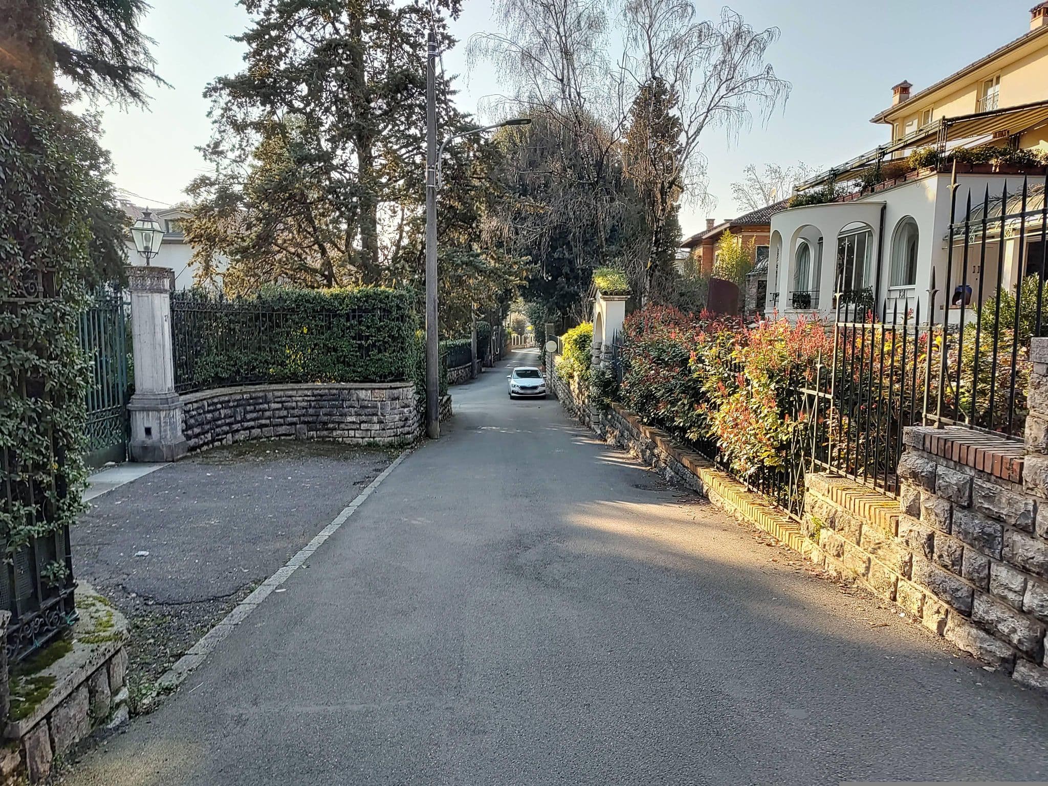 Street view near Ragazzoni b&b, Brescia — © lary_fede (CC BY-SA · Mapillary)