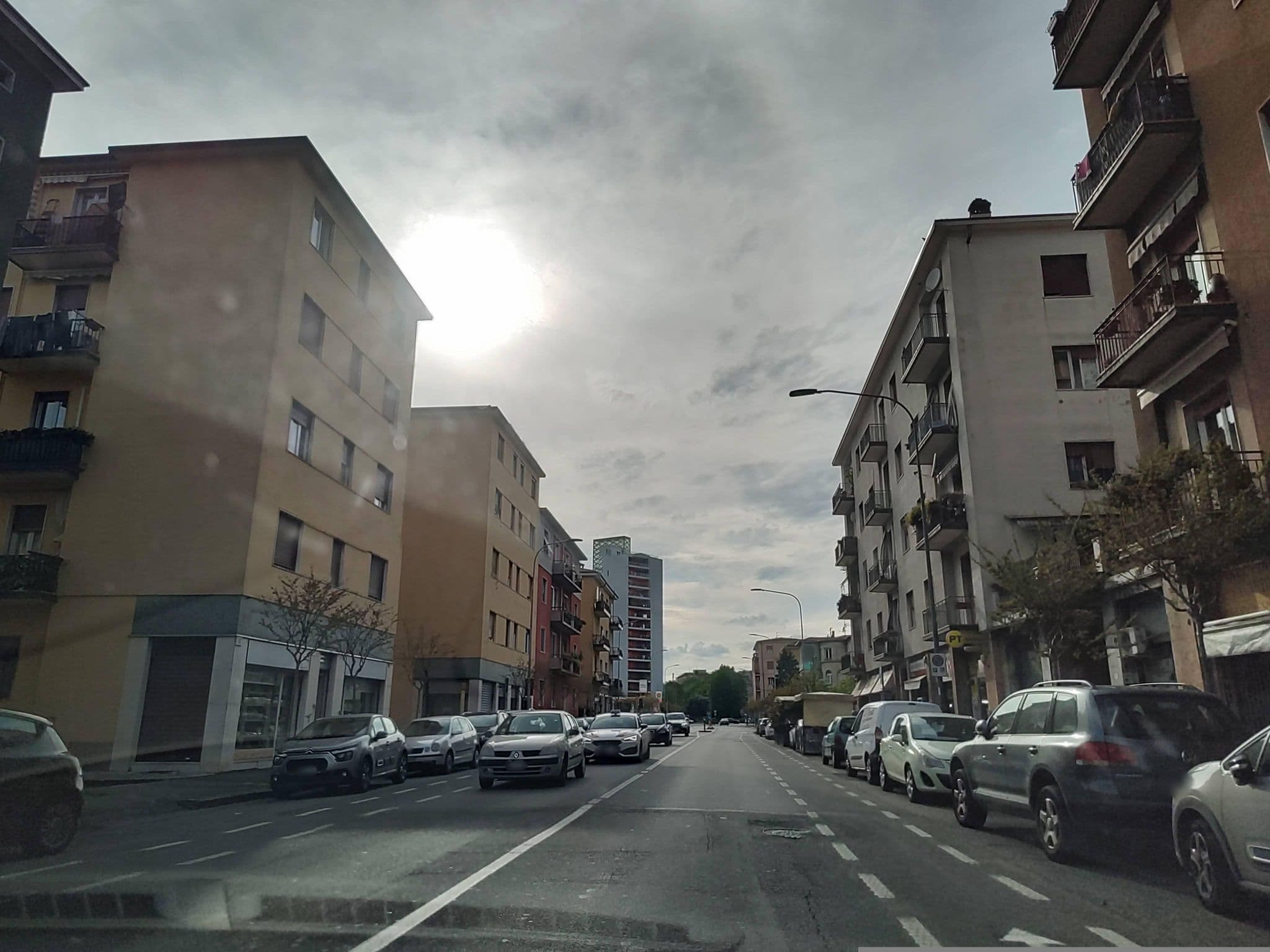 Street view near Ostello Ponte, Brescia — © lary_fede (CC BY-SA · Mapillary)