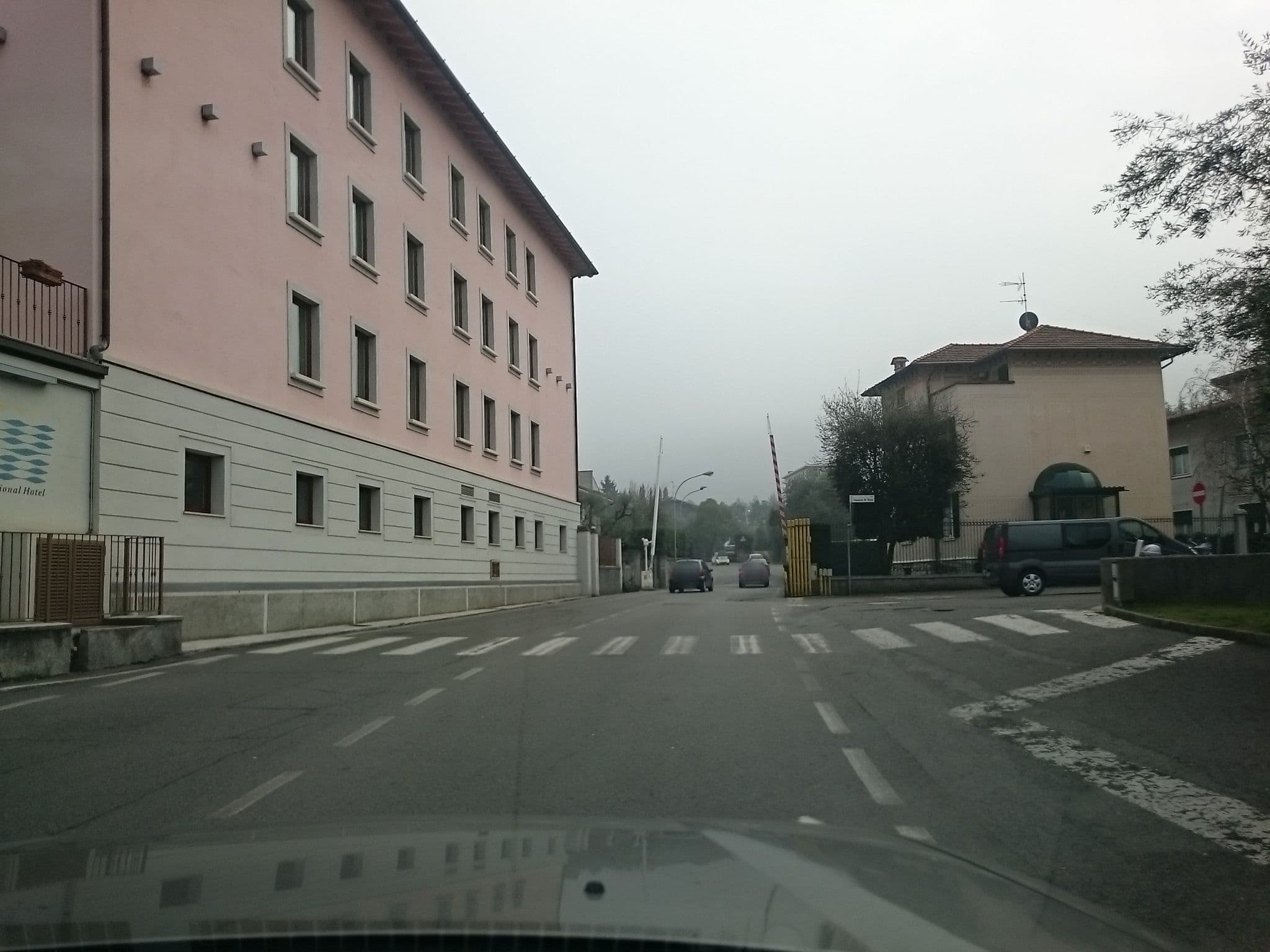 Street view near Hotel Internazionale, Iseo — © voschix (CC BY-SA · Mapillary)