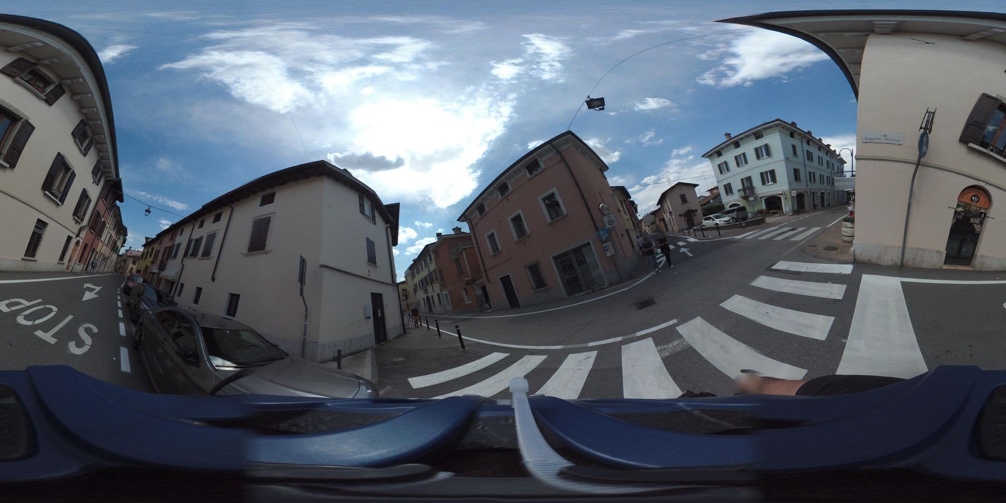 Street view near L'Angelica Holiday Home, Desenzano del Garda — © giubar (CC BY-SA · Mapillary)