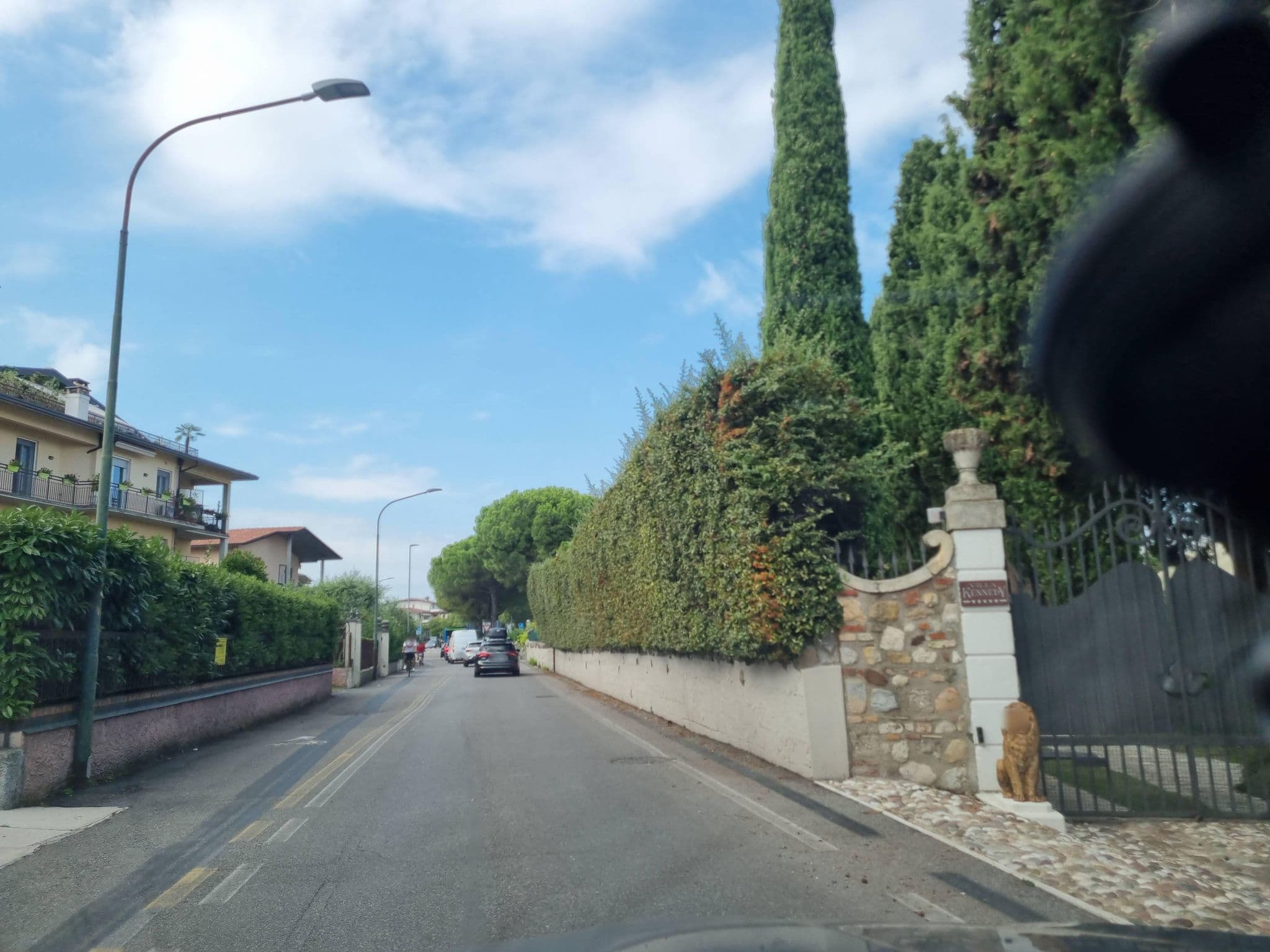 Street view near B&B Domus Sirmione, Sirmione — © dsmm (CC BY-SA · Mapillary)