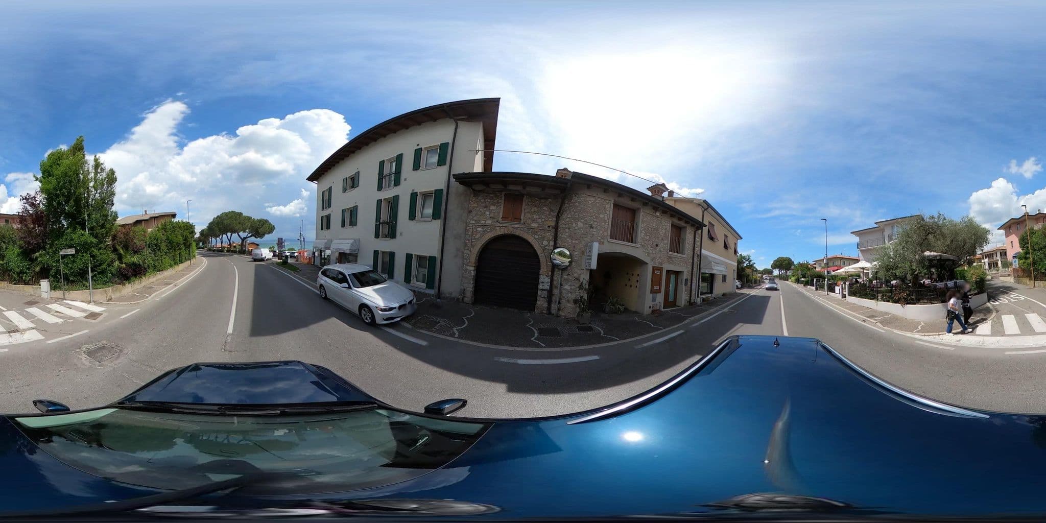 Street view near Hotel Belvedere di Bocchio Sergio, Sirmione — © borovac (CC BY-SA · Mapillary)
