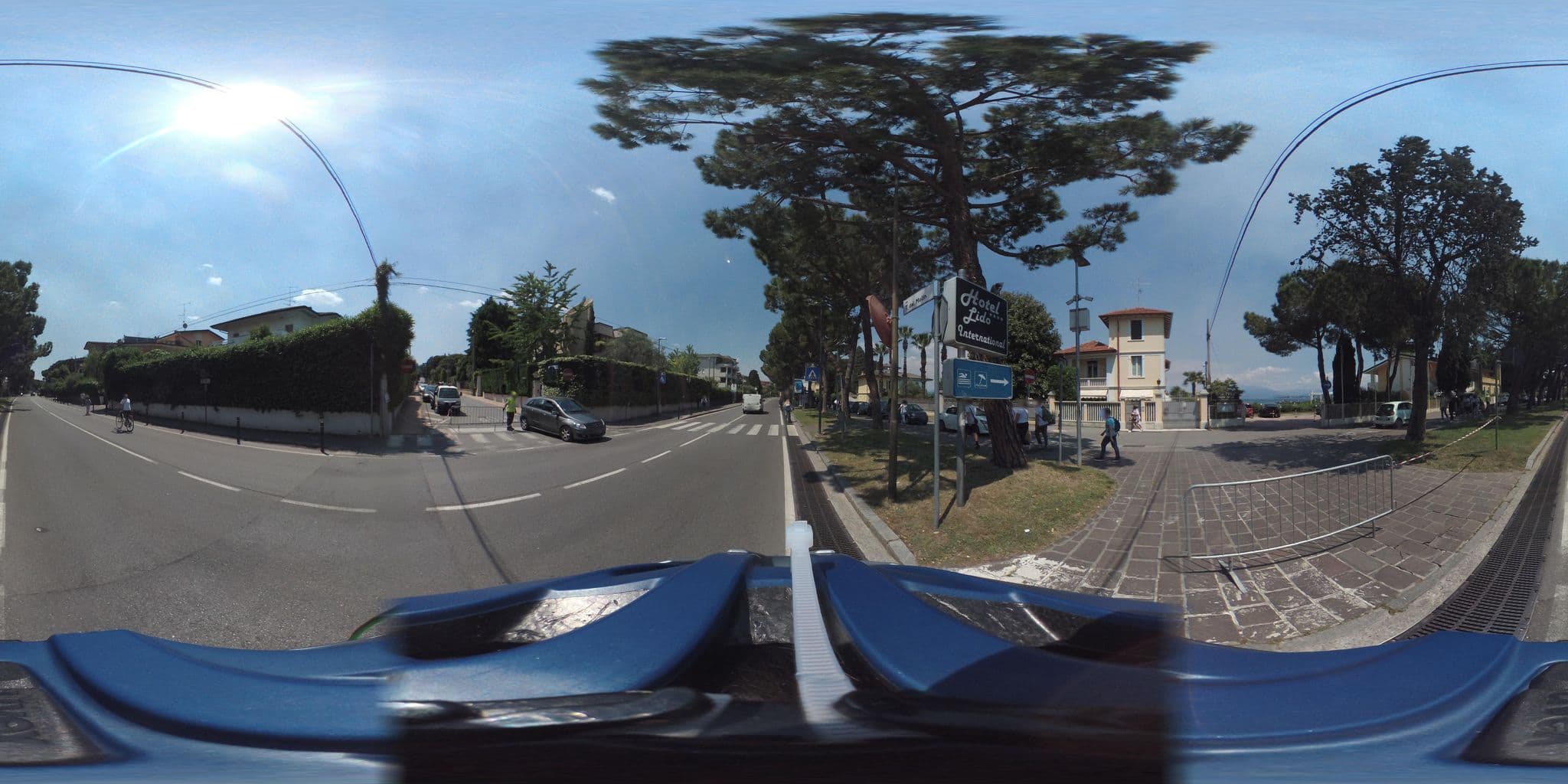 Street view near Hotel Lido Swimming Pool, Desenzano del Garda — © giubar (CC BY-SA · Mapillary)