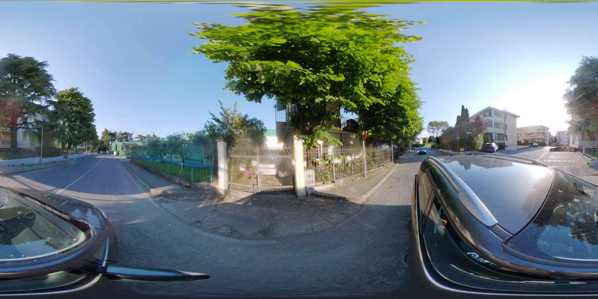 Street view near Io e Te, Desenzano del Garda — © mapconcierge (CC BY-SA · Mapillary)