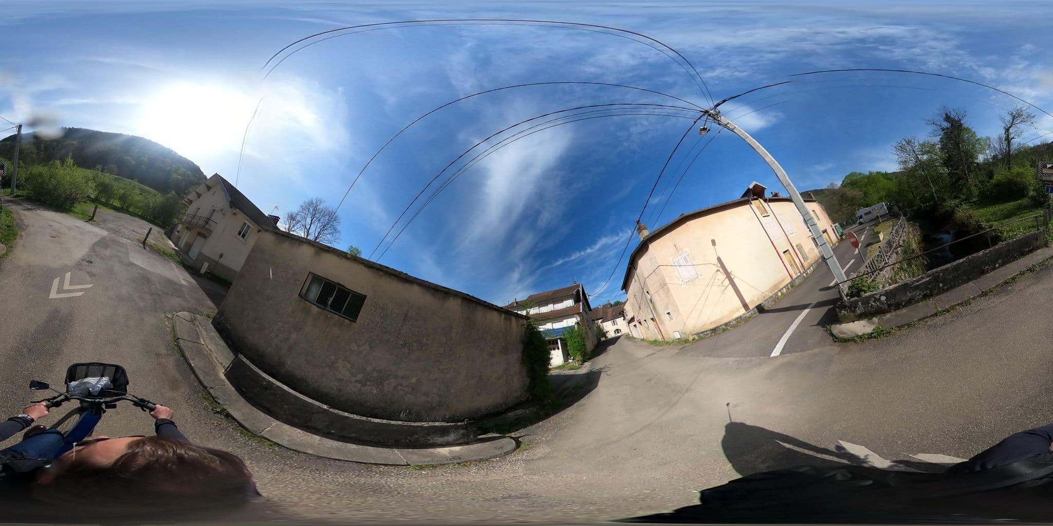 Street view near Aire de camping-car Conliege, Perrigny — © Urbanisme_Mobilites (CC BY-SA · Mapillary)