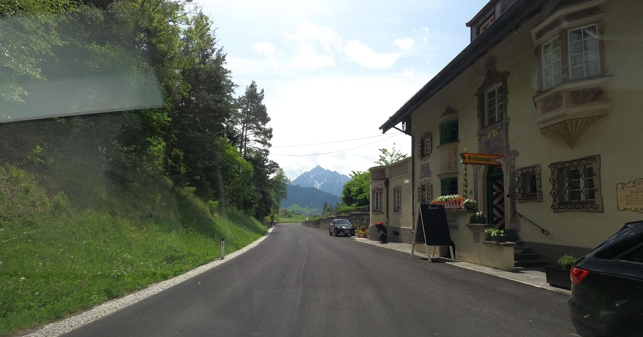 Street view near Grünwalderhof, Patsch — © masterofnoroad (CC BY-SA · Mapillary)