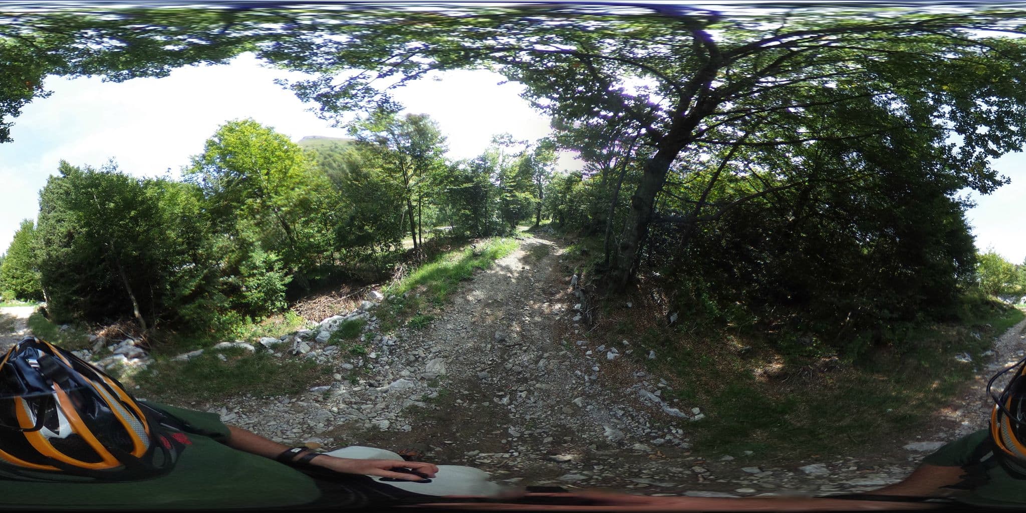 Street view near Rifugio Sora, Barzio — © kaitu (CC BY-SA · Mapillary)