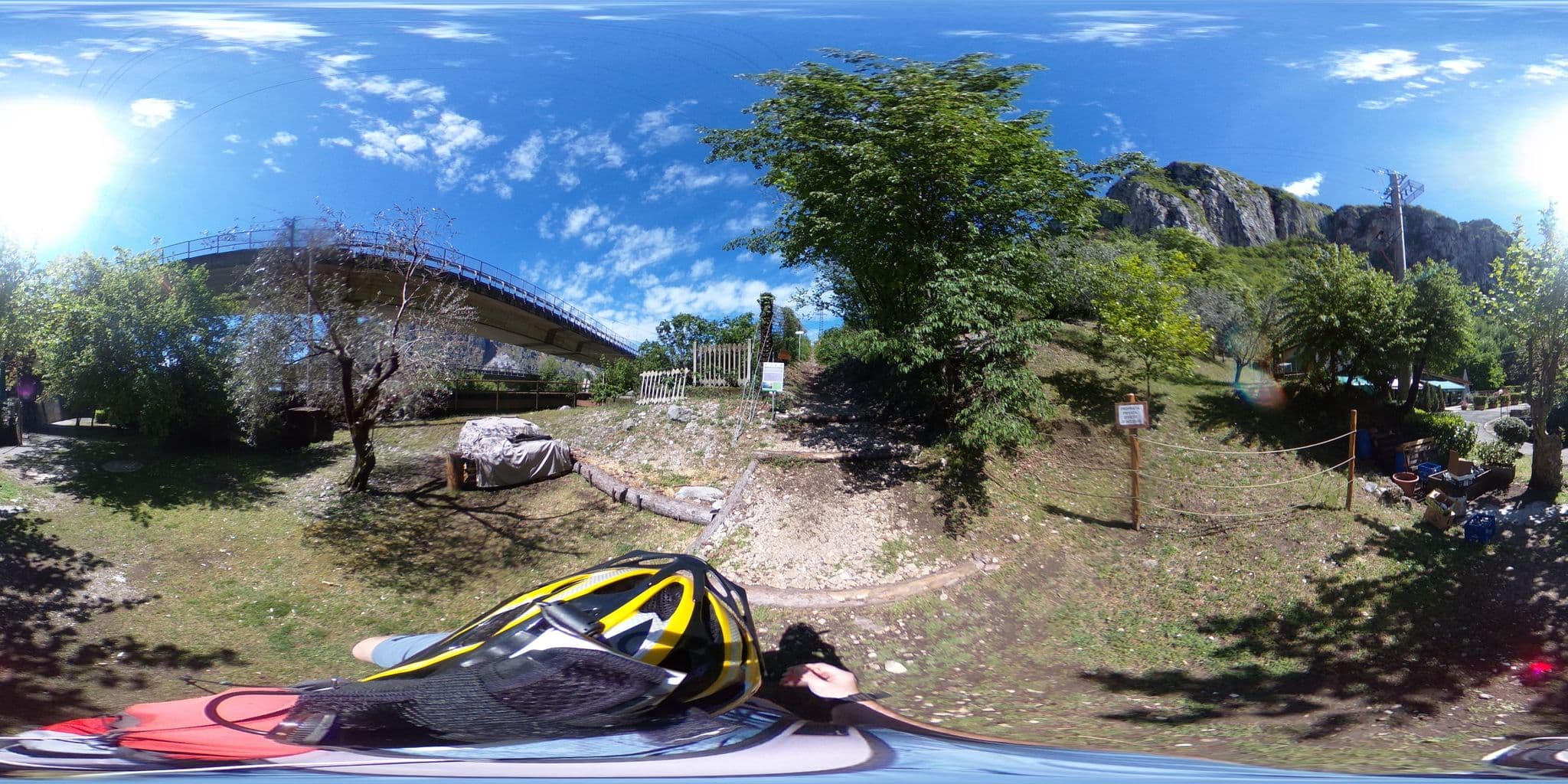 Street view near Trattoria I Bodega, Lecco — © kaitu (CC BY-SA · Mapillary)