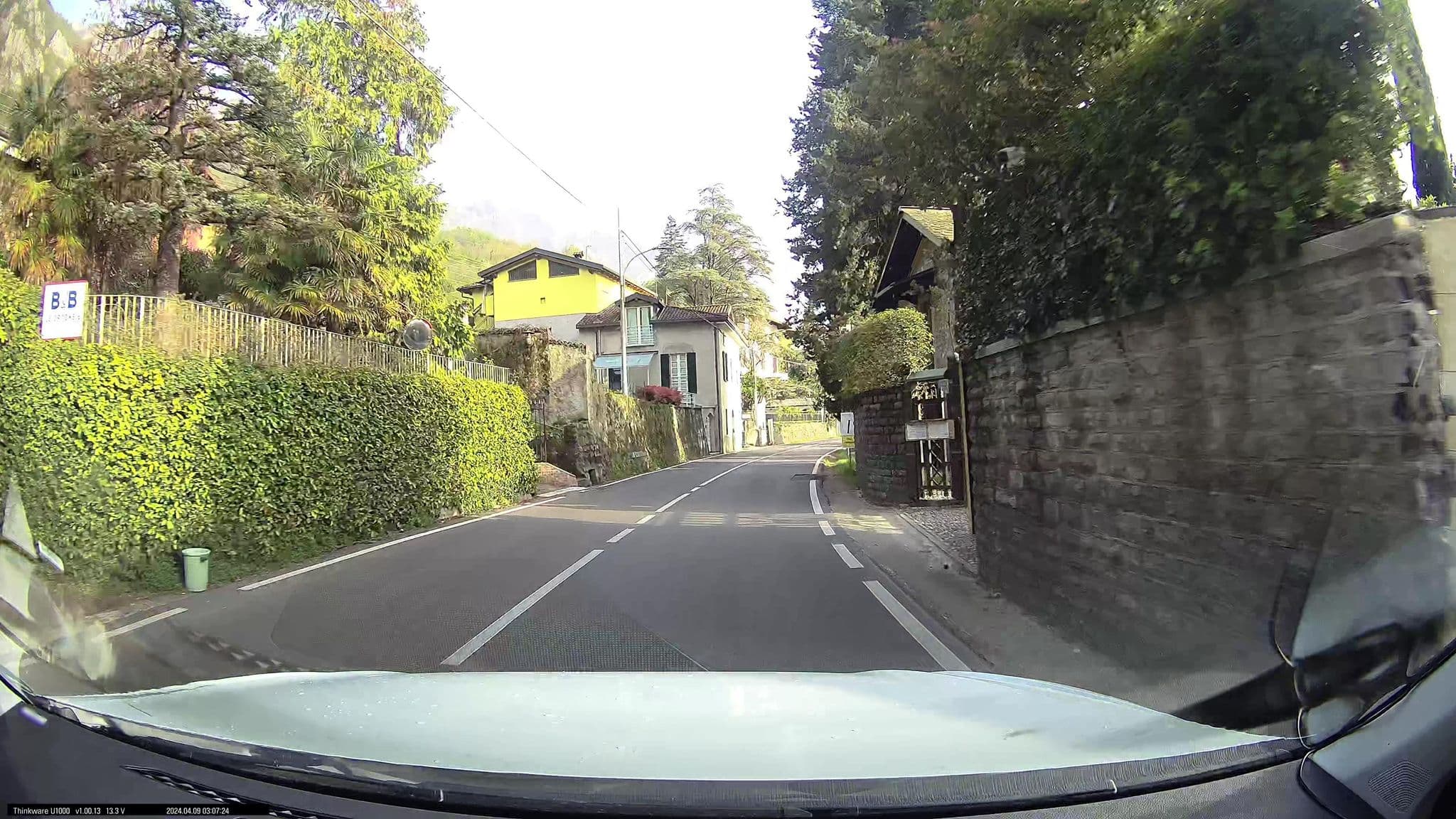 Street view near Bed And Breakfast Le Ortensie, Lierna — © maxim752 (CC BY-SA · Mapillary)