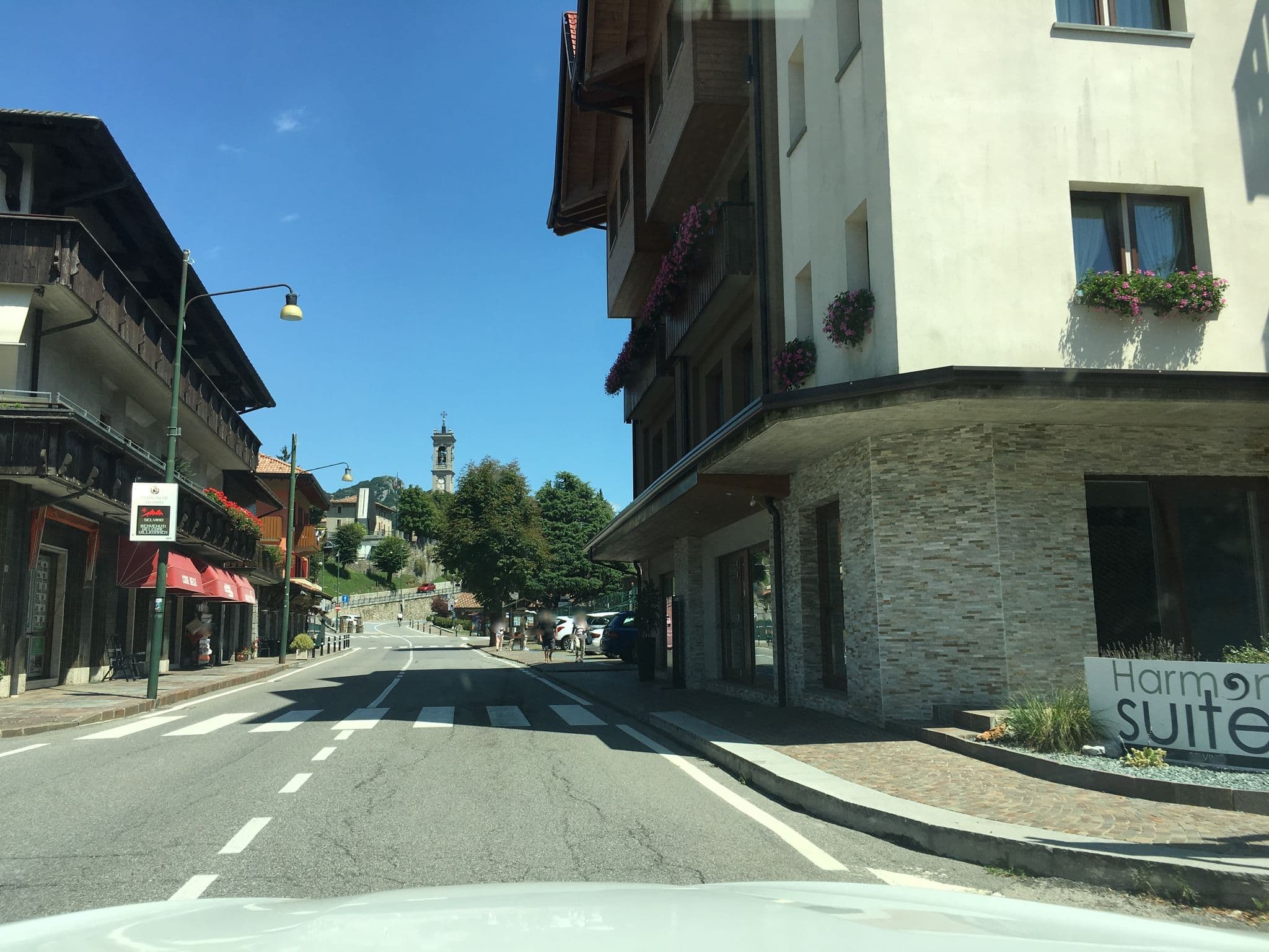 Street view near Aquila, Selvino — © adirricor (CC BY-SA · Mapillary)