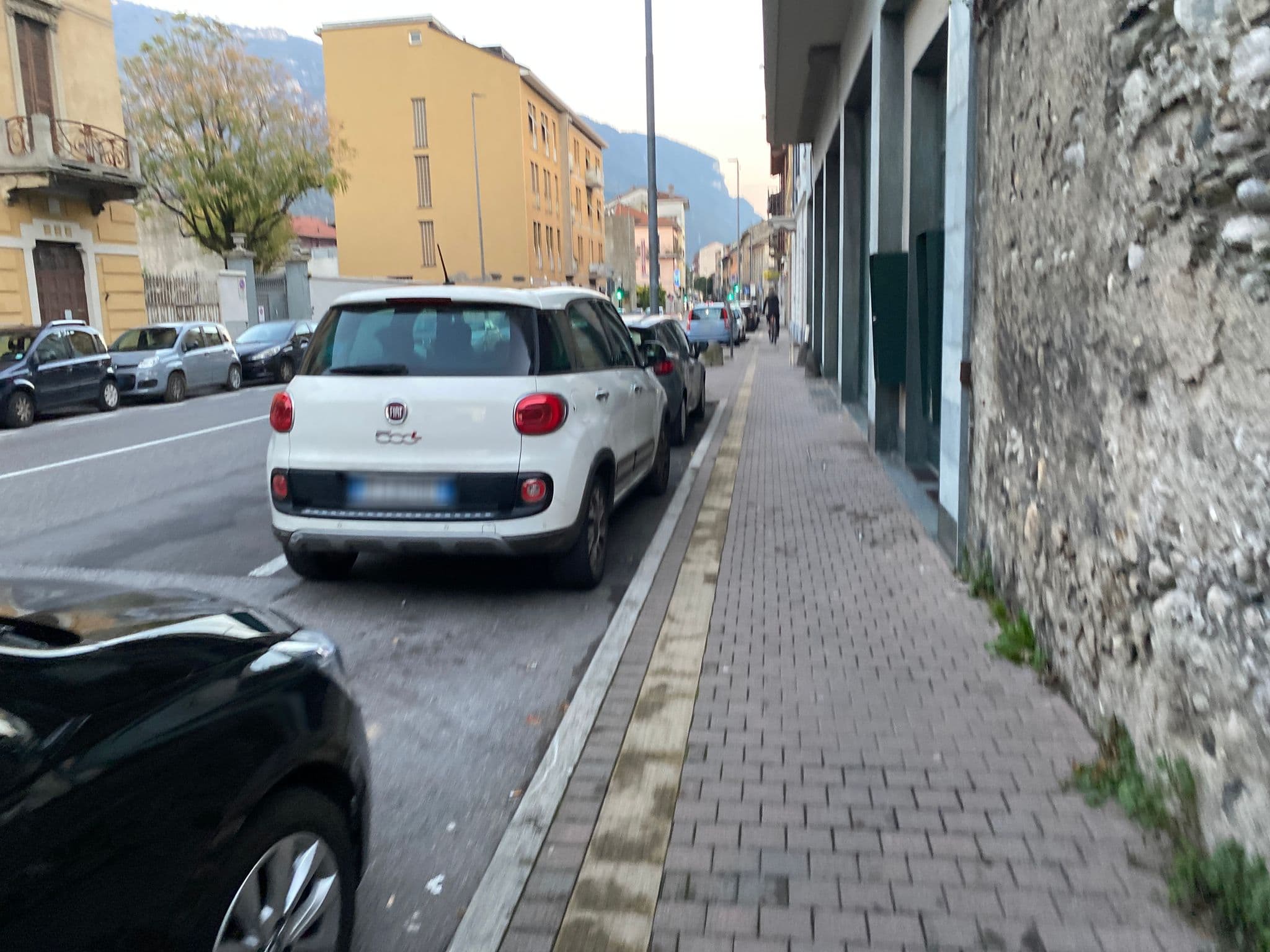 Street view near Casa vacanza LagoLecco, Pescarenico — © dieci (CC BY-SA · Mapillary)