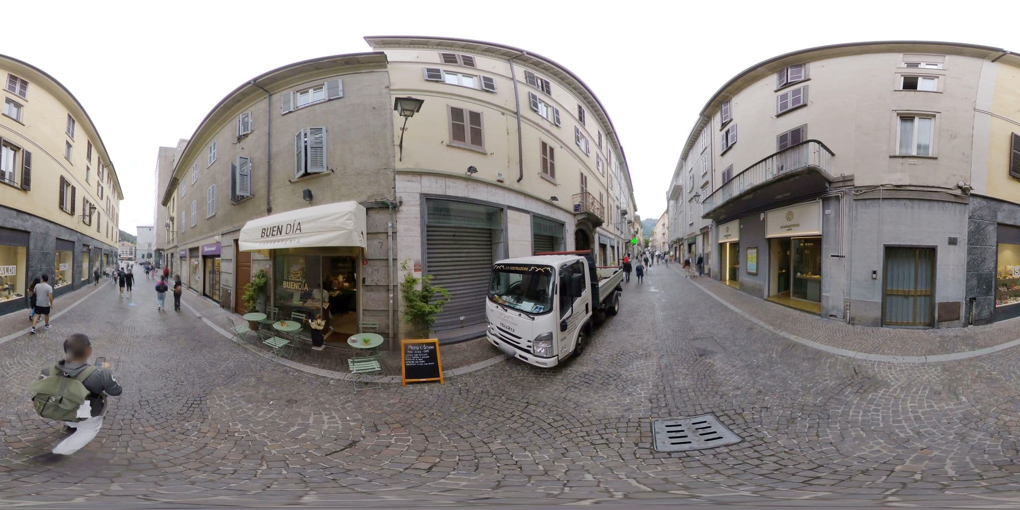 Street view near Cavour 5, Lecco — © mapconcierge (CC BY-SA · Mapillary)