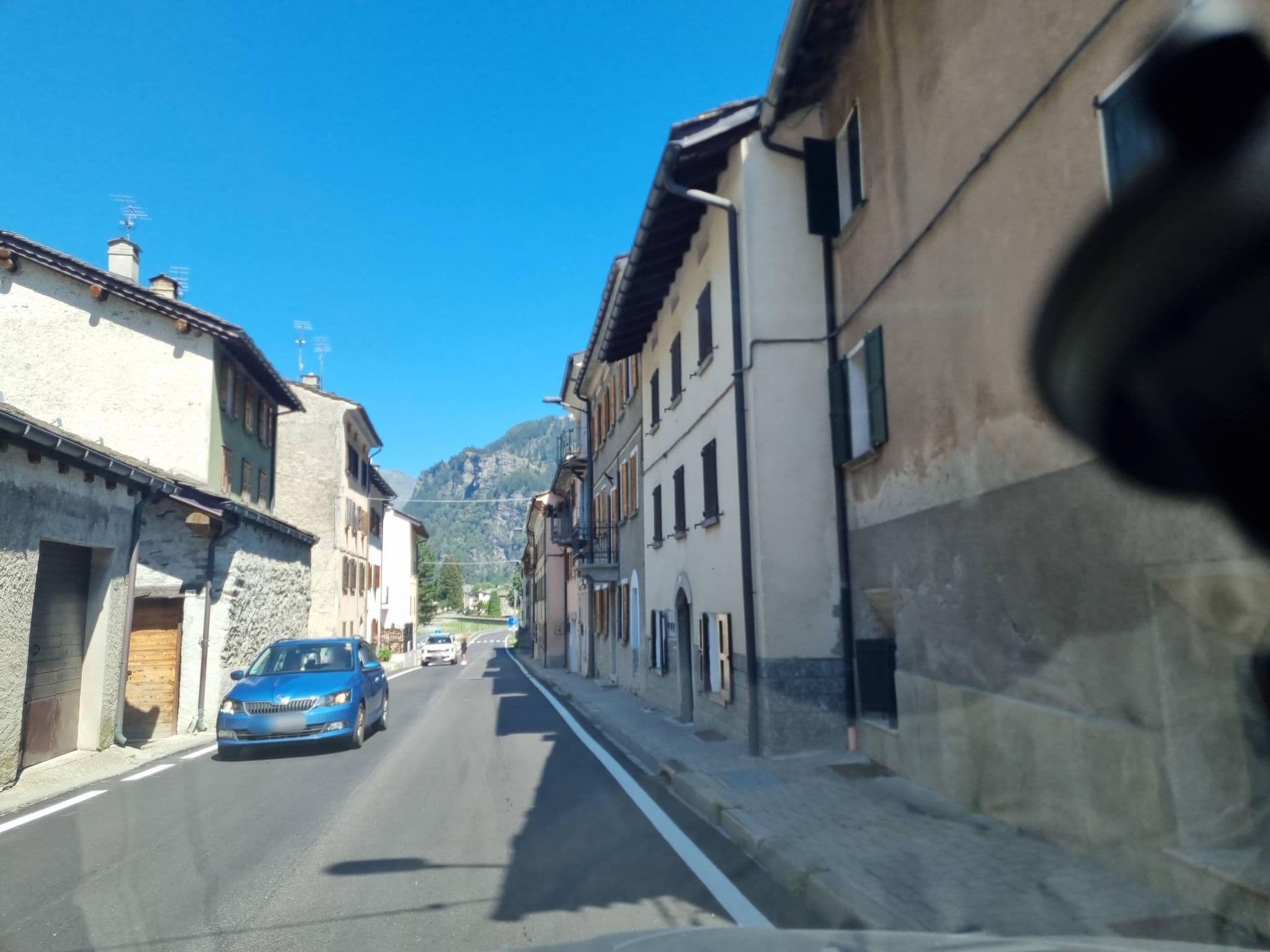 Street view near Stella di Campo, Chiavenna — © dsmm (CC BY-SA · Mapillary)