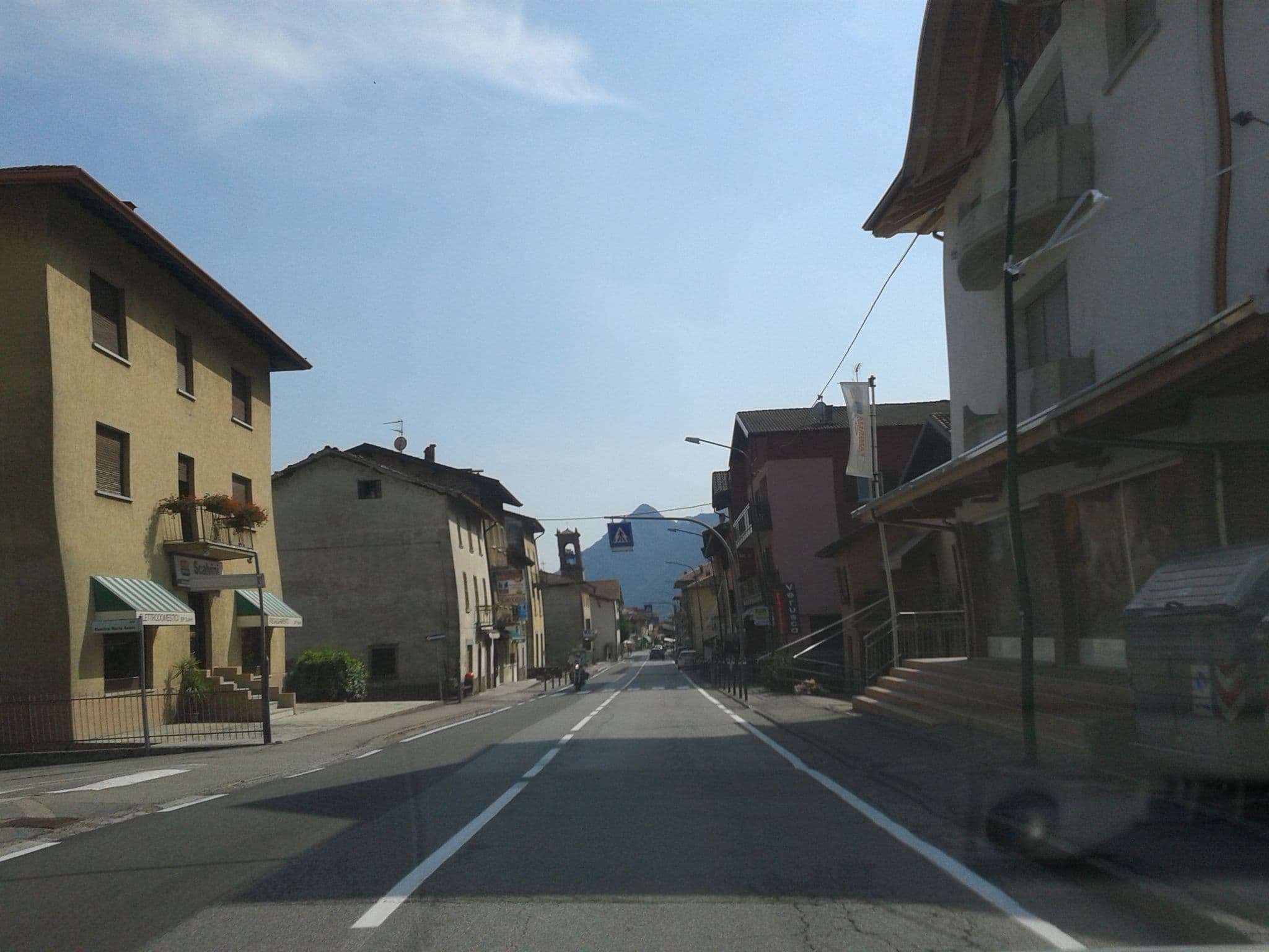 Street view near Hotel Benvenuto, Ponte Caffaro — © zonta (CC BY-SA · Mapillary)