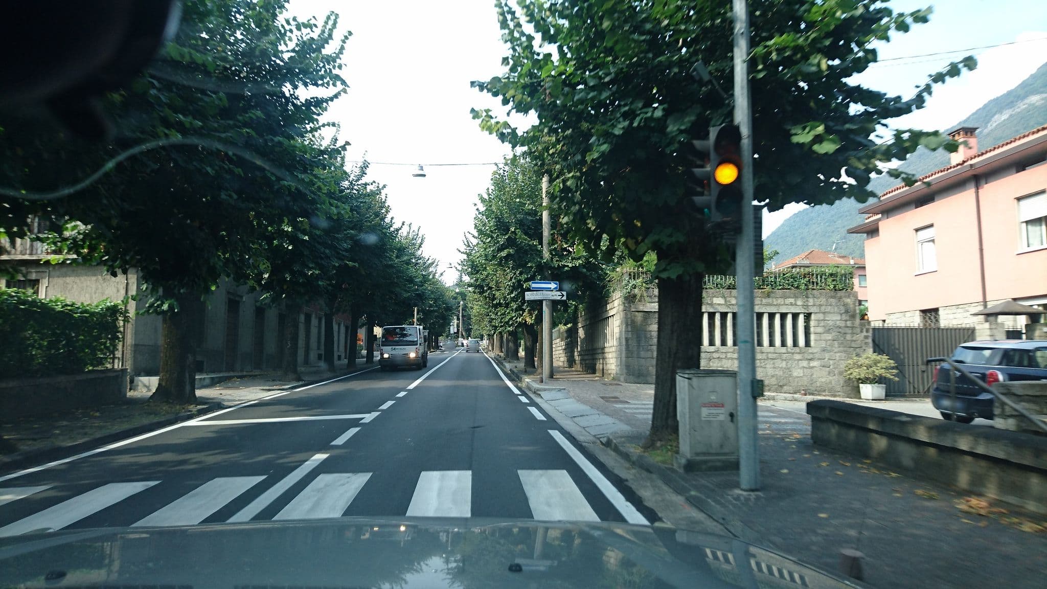 Street view near Hotel Giardino di Cominelli Cristina, Breno — © voschix (CC BY-SA · Mapillary)