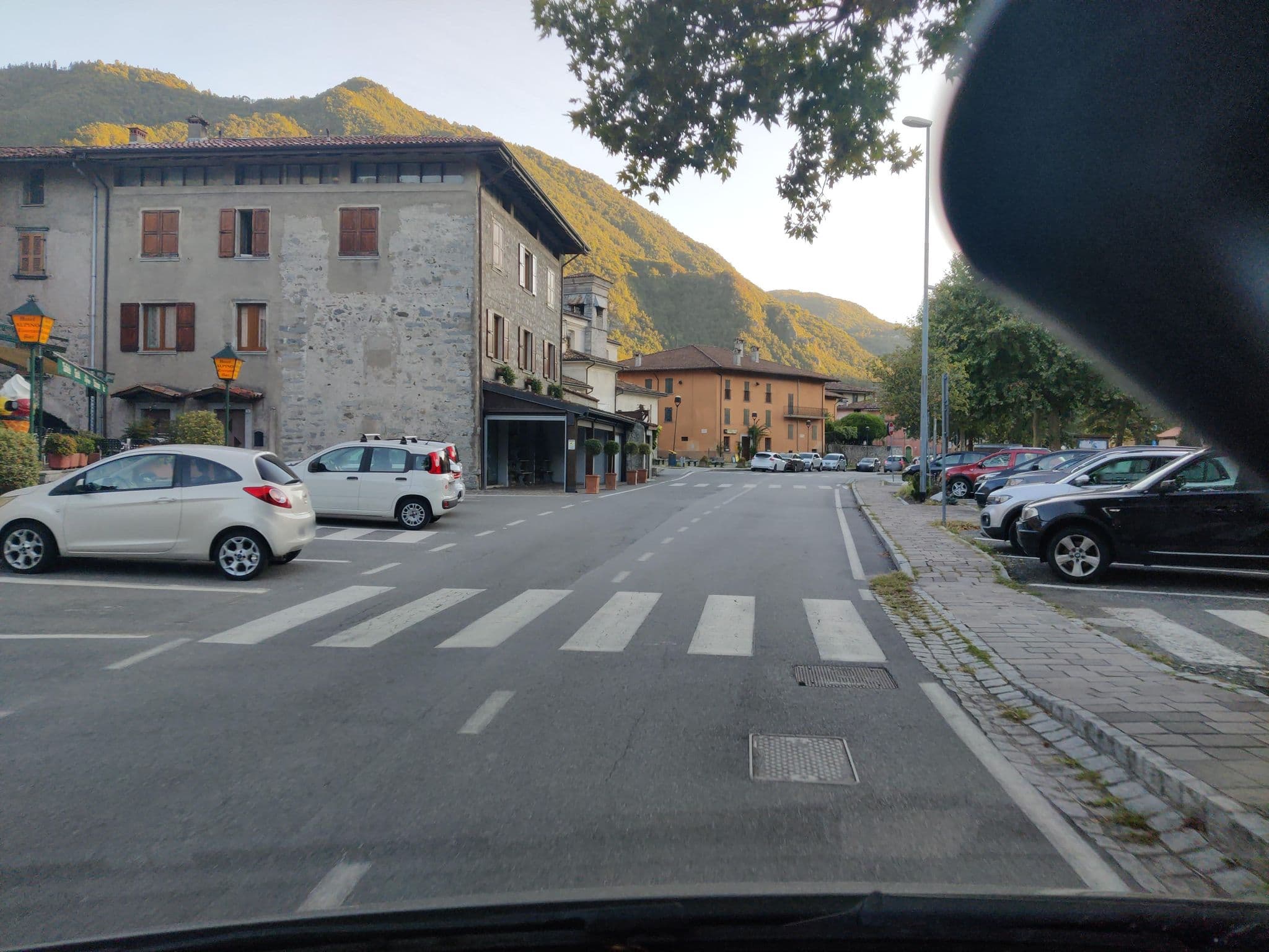 Street view near Hotel Alpino, Crone — © kopra (CC BY-SA · Mapillary)