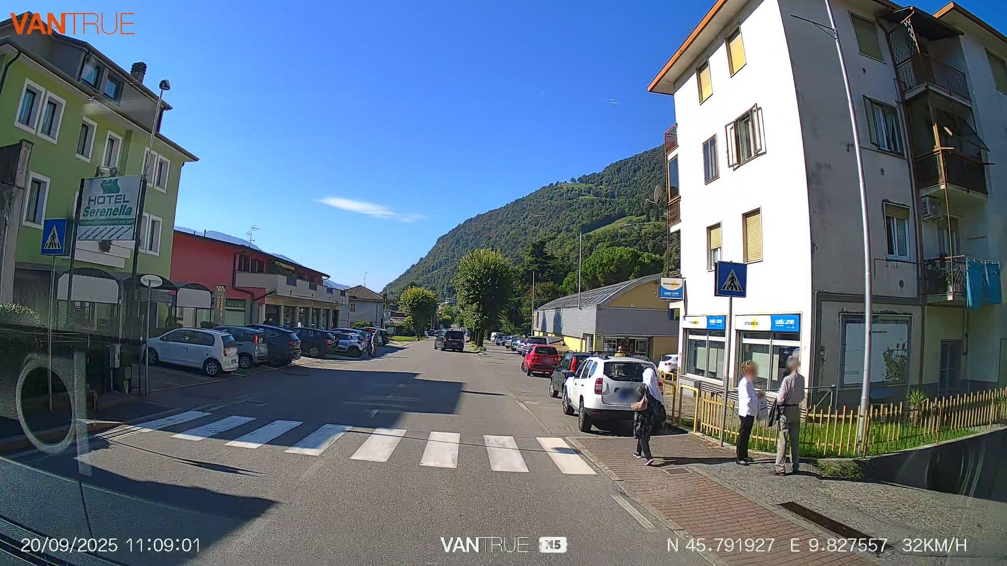 Street view near Hotel Serenella, Gazzaniga — © renaultgt (CC BY-SA · Mapillary)