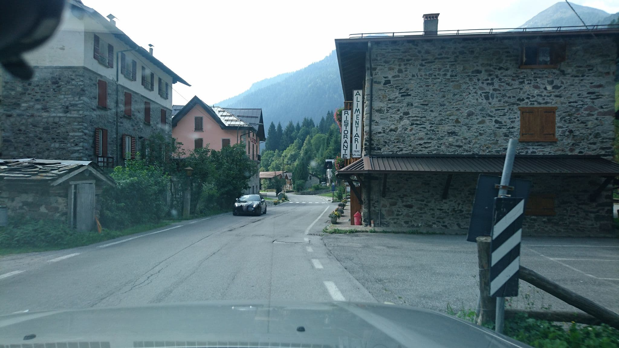 Street view near Al Caminetto, Bagolino — © voschix (CC BY-SA · Mapillary)