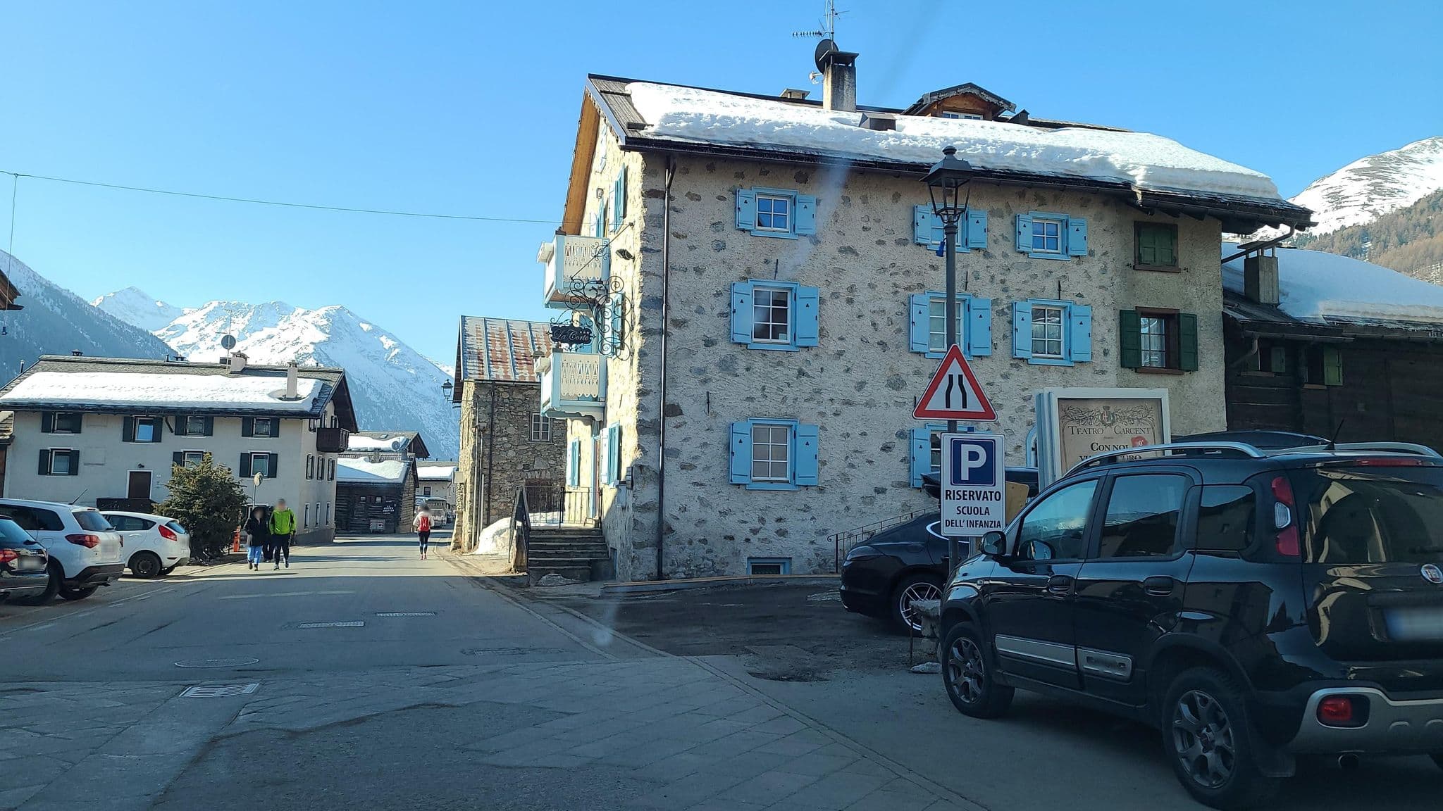 Street view near Chalet San Rocco MyHolidayLivigno, Livigno — © chrisbeddow (CC BY-SA · Mapillary)