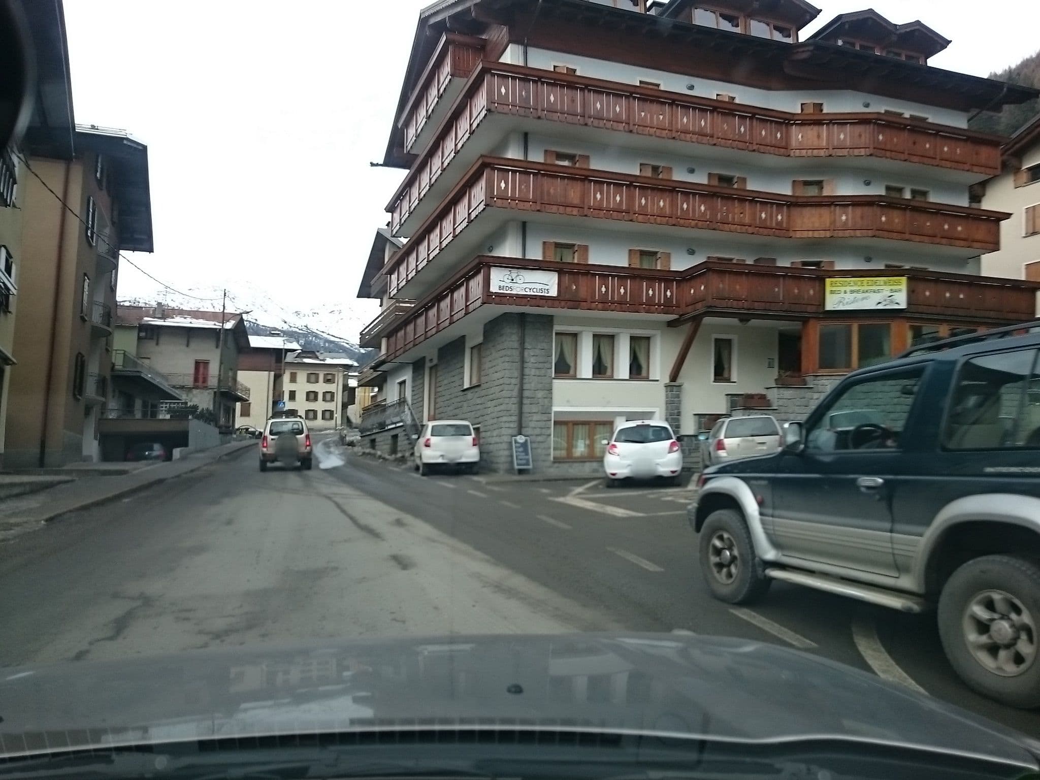 Street view near Baita del Canton, Isolaccia — © voschix (CC BY-SA · Mapillary)