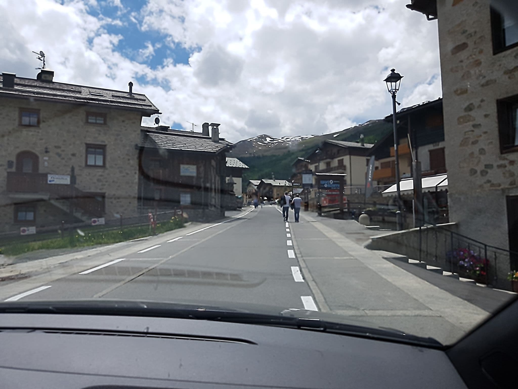 Street view near Appartamenti Joseff, Livigno — © axe (CC BY-SA · Mapillary)