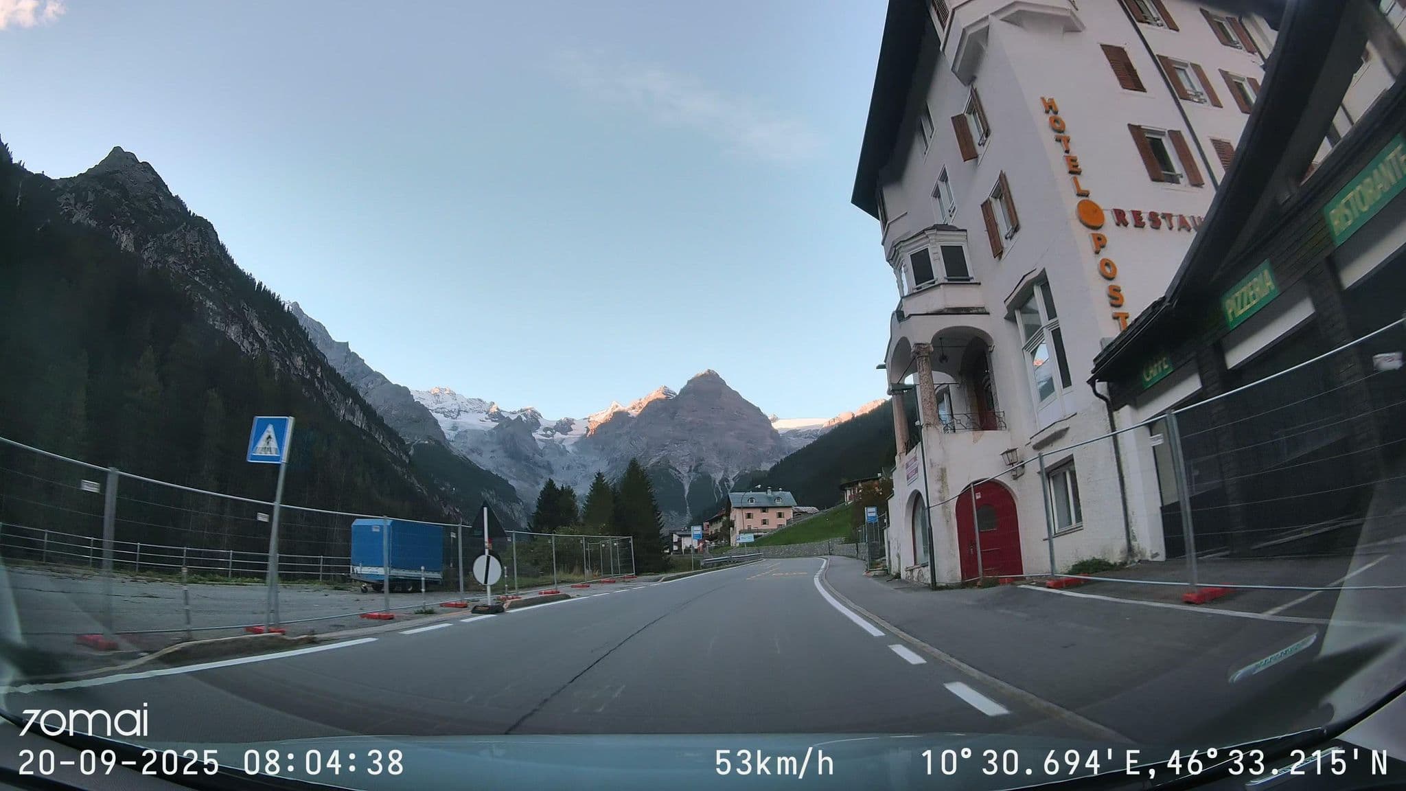 Street view near Hotel Post, Prato Allo Stelvio — © doriel (CC BY-SA · Mapillary)
