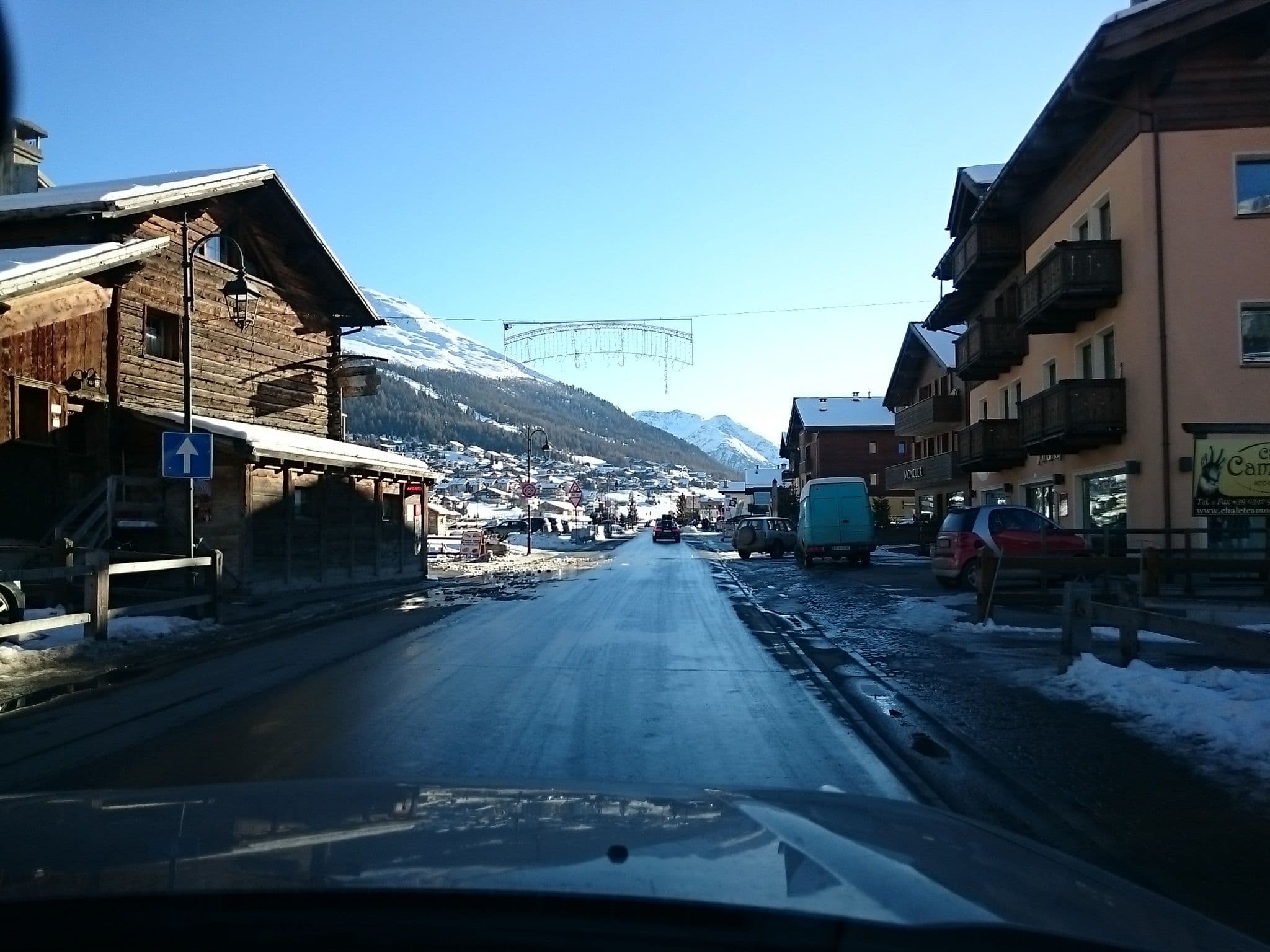 Street view near Chalet Camoscio, Livigno — © voschix (CC BY-SA · Mapillary)
