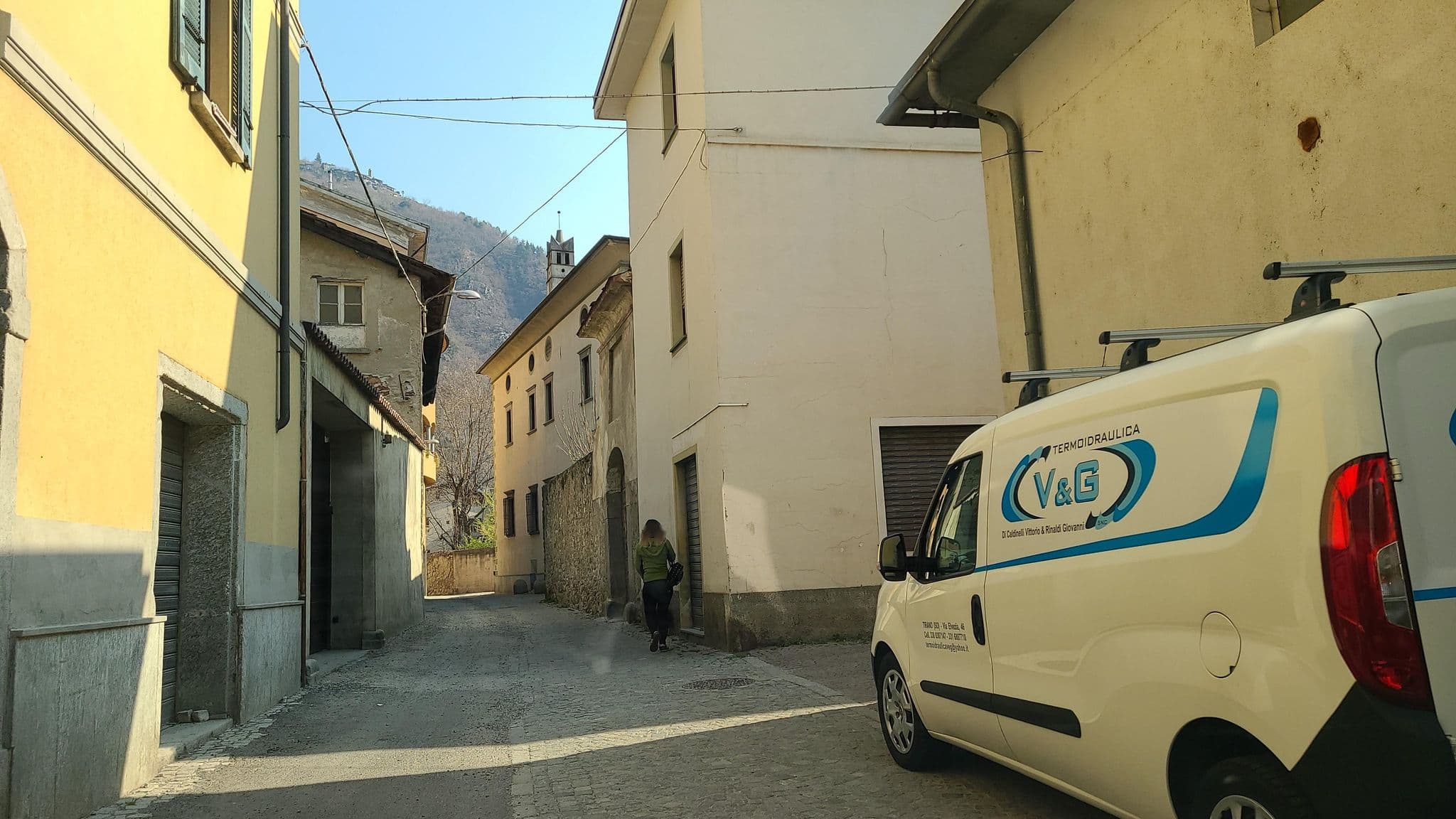 Street view near Albergo S. Michele, Tirano — © chrisbeddow (CC BY-SA · Mapillary)