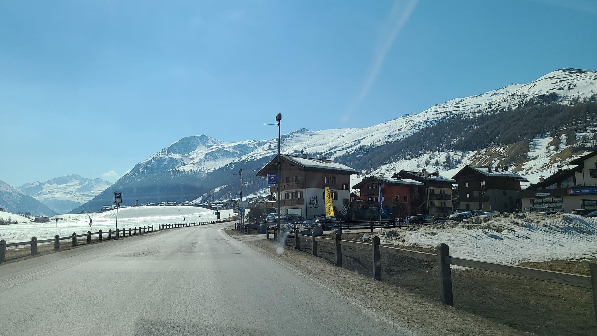 Street view near Lavatrix, Livigno — © chrisbeddow (CC BY-SA · Mapillary)