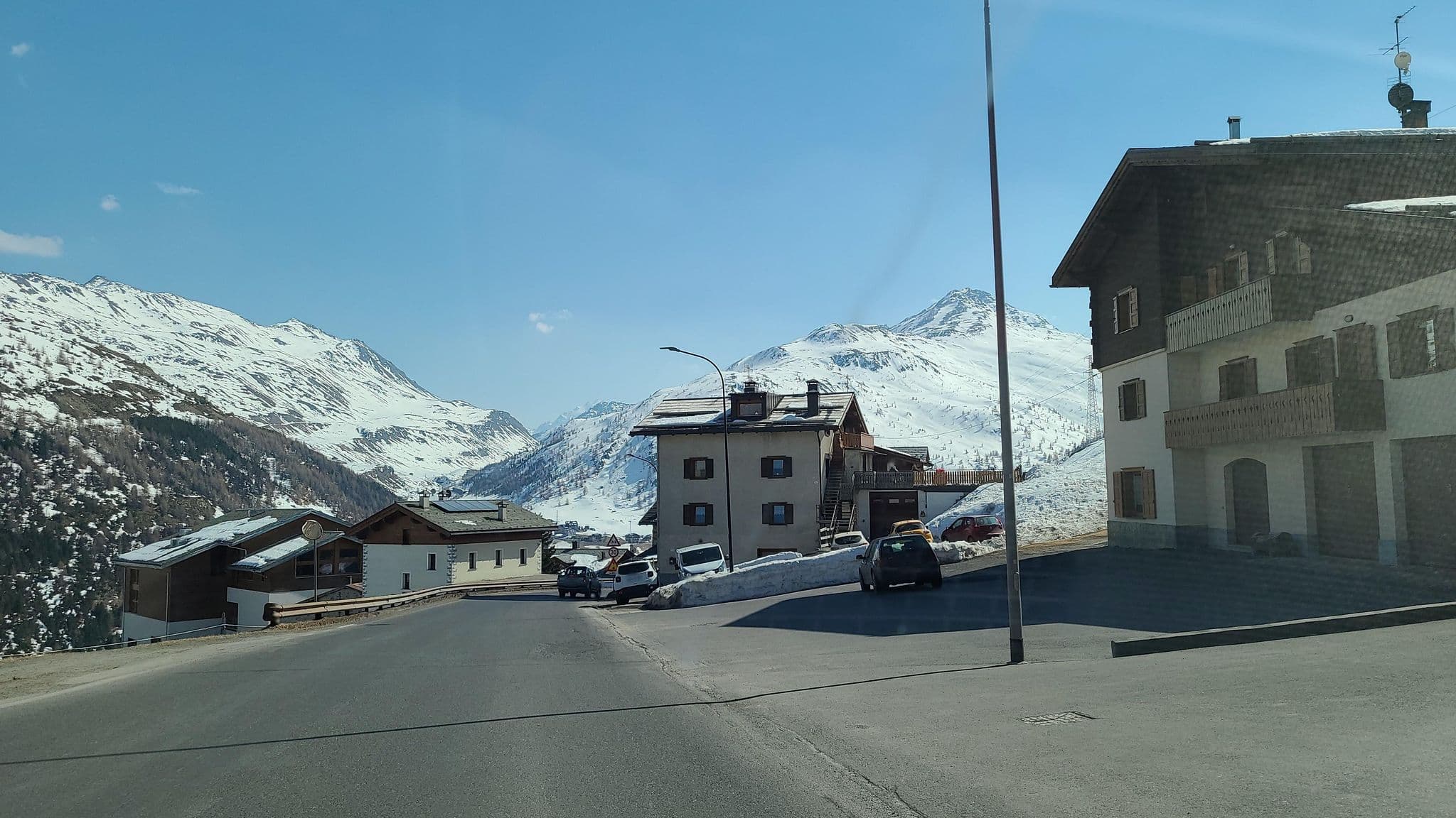 Street view near Sponda - Happy Rentals, Livigno — © chrisbeddow (CC BY-SA · Mapillary)
