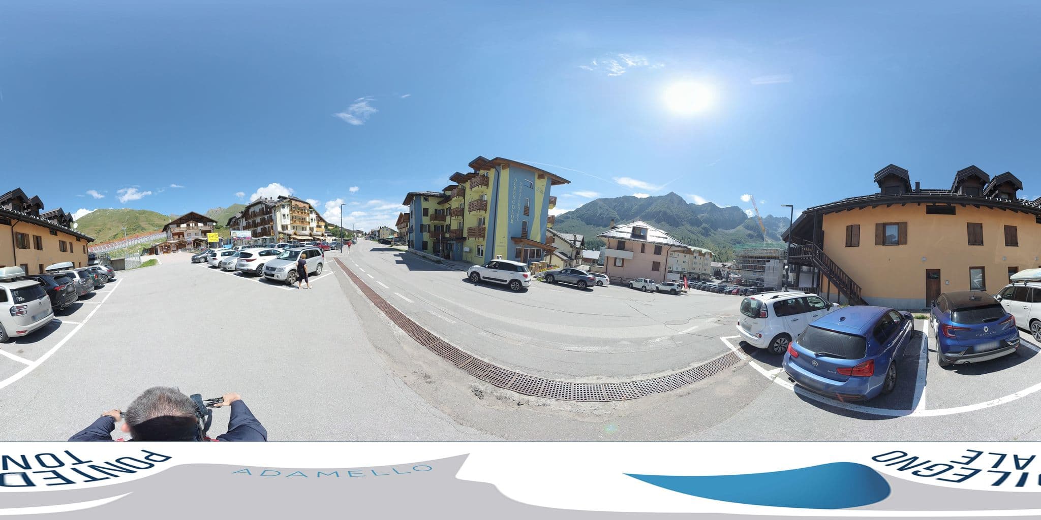 Street view near Hotel Flora Alpina, Ponte di Legno — © federicodebetto (CC BY-SA · Mapillary)