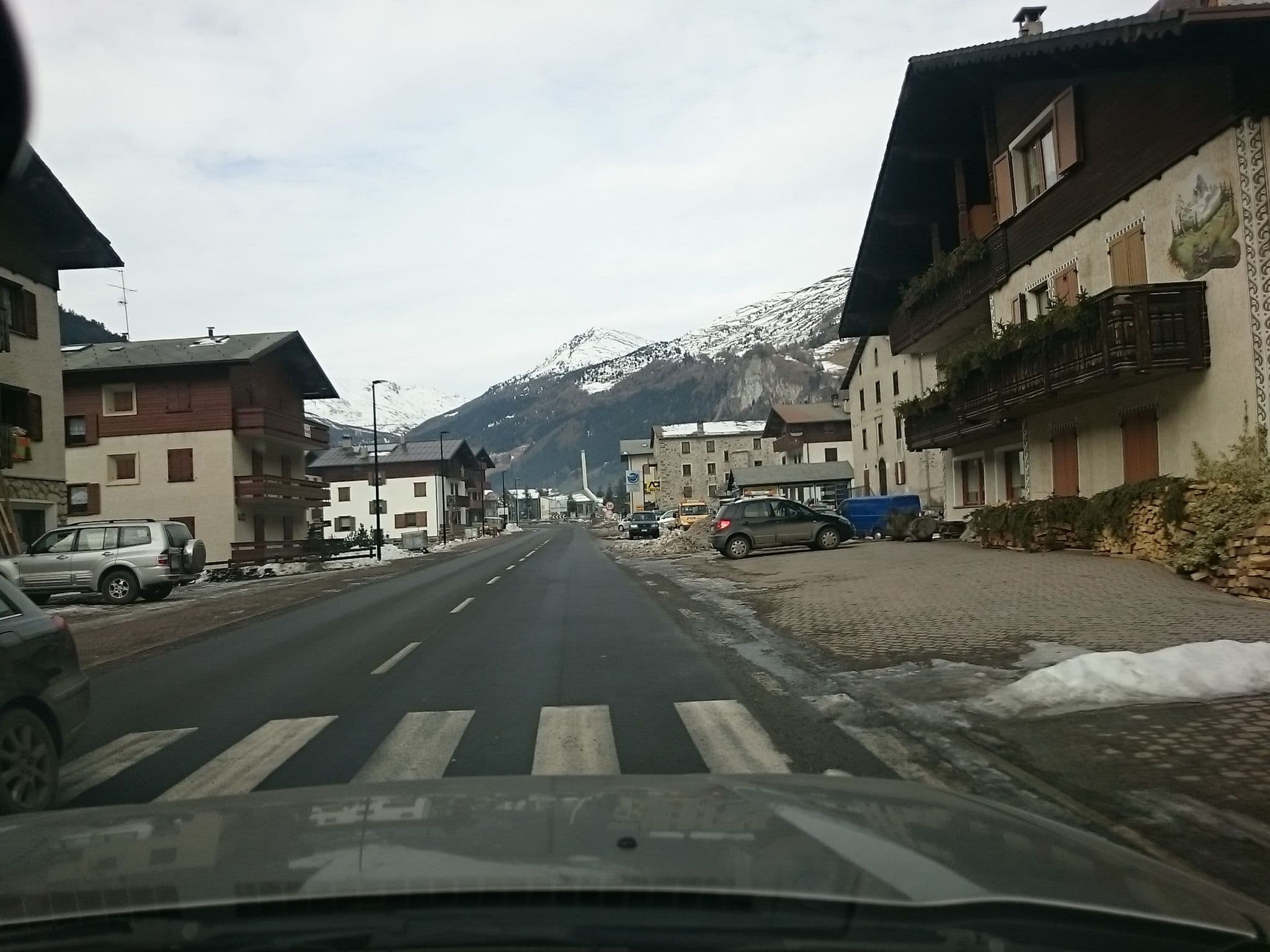 Street view near La Bella Vita House, Isolaccia — © voschix (CC BY-SA · Mapillary)