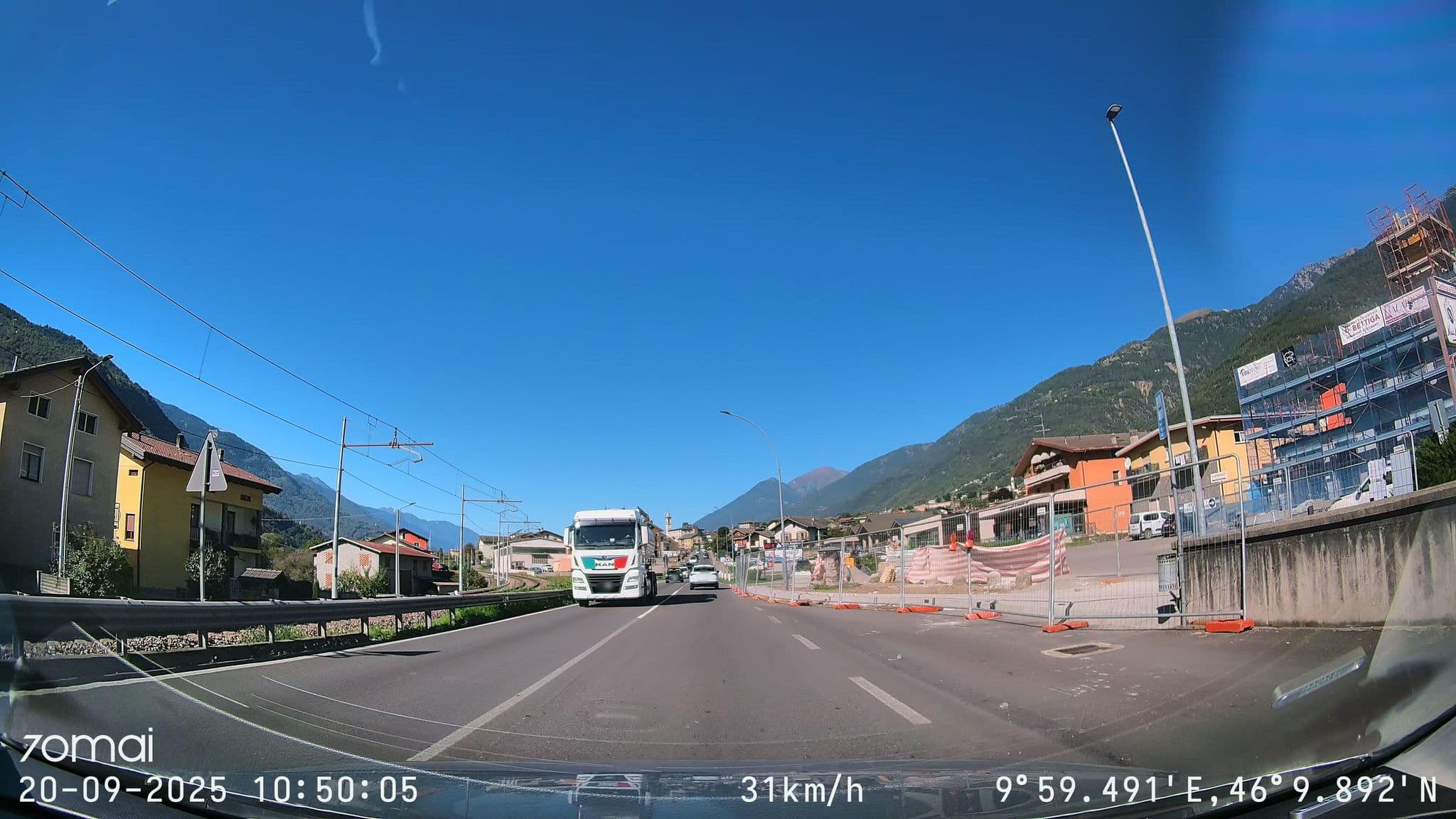 Street view near Albergo Ristorante Pizzeria Baffo, Chiuro — © doriel (CC BY-SA · Mapillary)