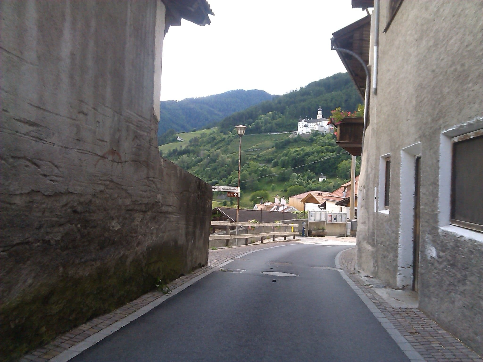 Street view near Moriggl Anton Josef, Malles Venosta — © changchun1 (CC BY-SA · Mapillary)