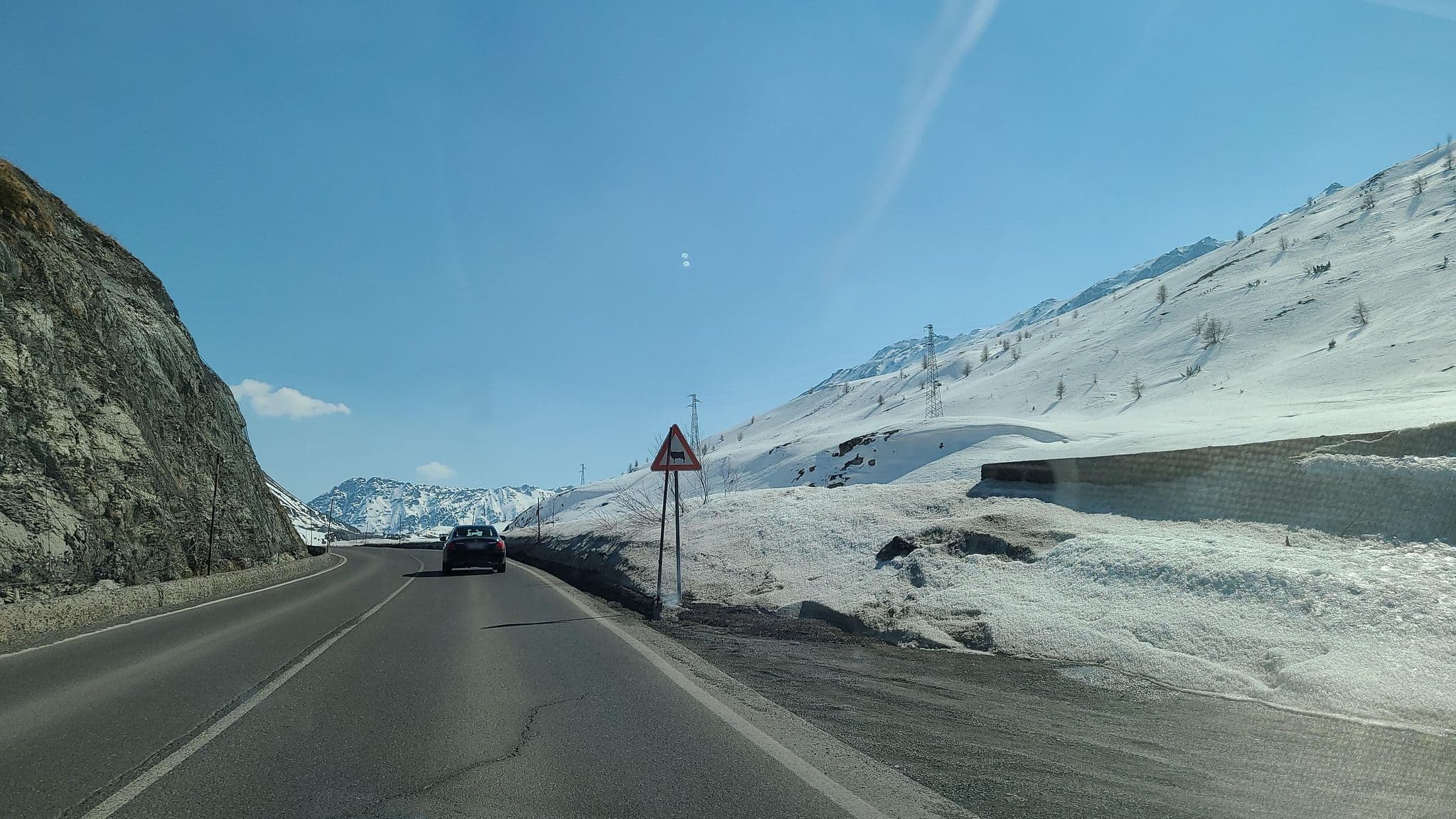 Street view near Albergo Colombina, Livigno — © chrisbeddow (CC BY-SA · Mapillary)