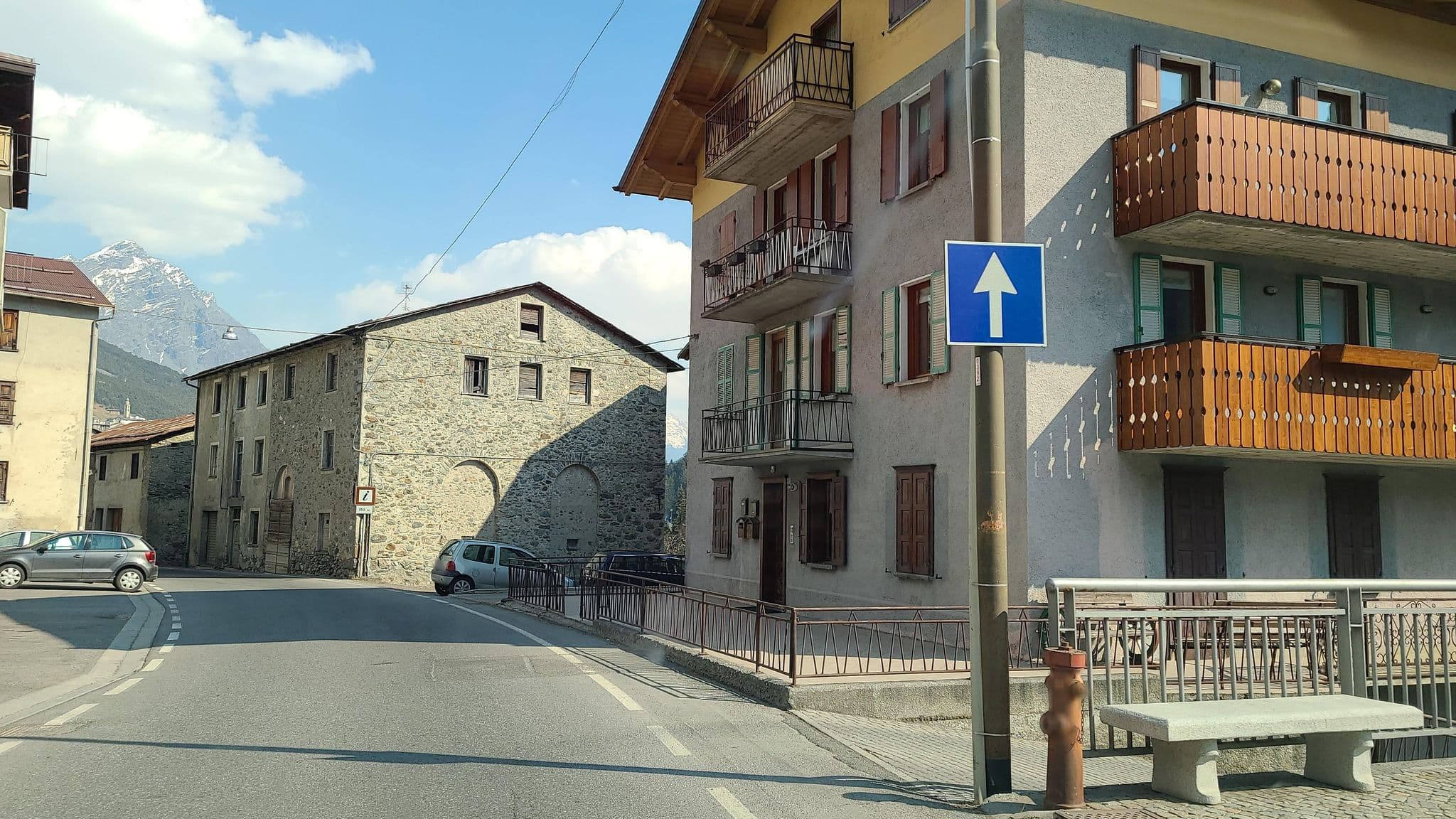 Street view near Casa Al Rin, Isolaccia — © chrisbeddow (CC BY-SA · Mapillary)