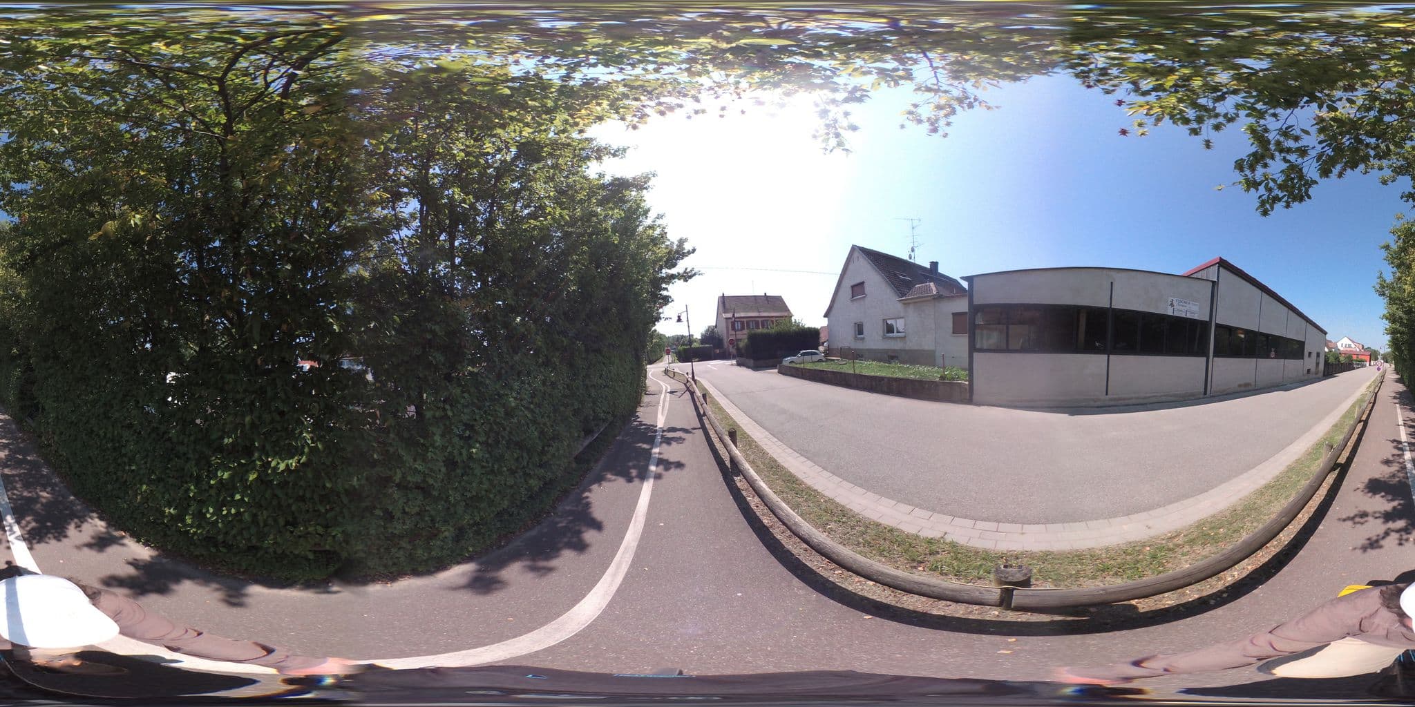 Street view near Place de la Gare 6 Avolsheim, Dachstein — © geovelo (CC BY-SA · Mapillary)