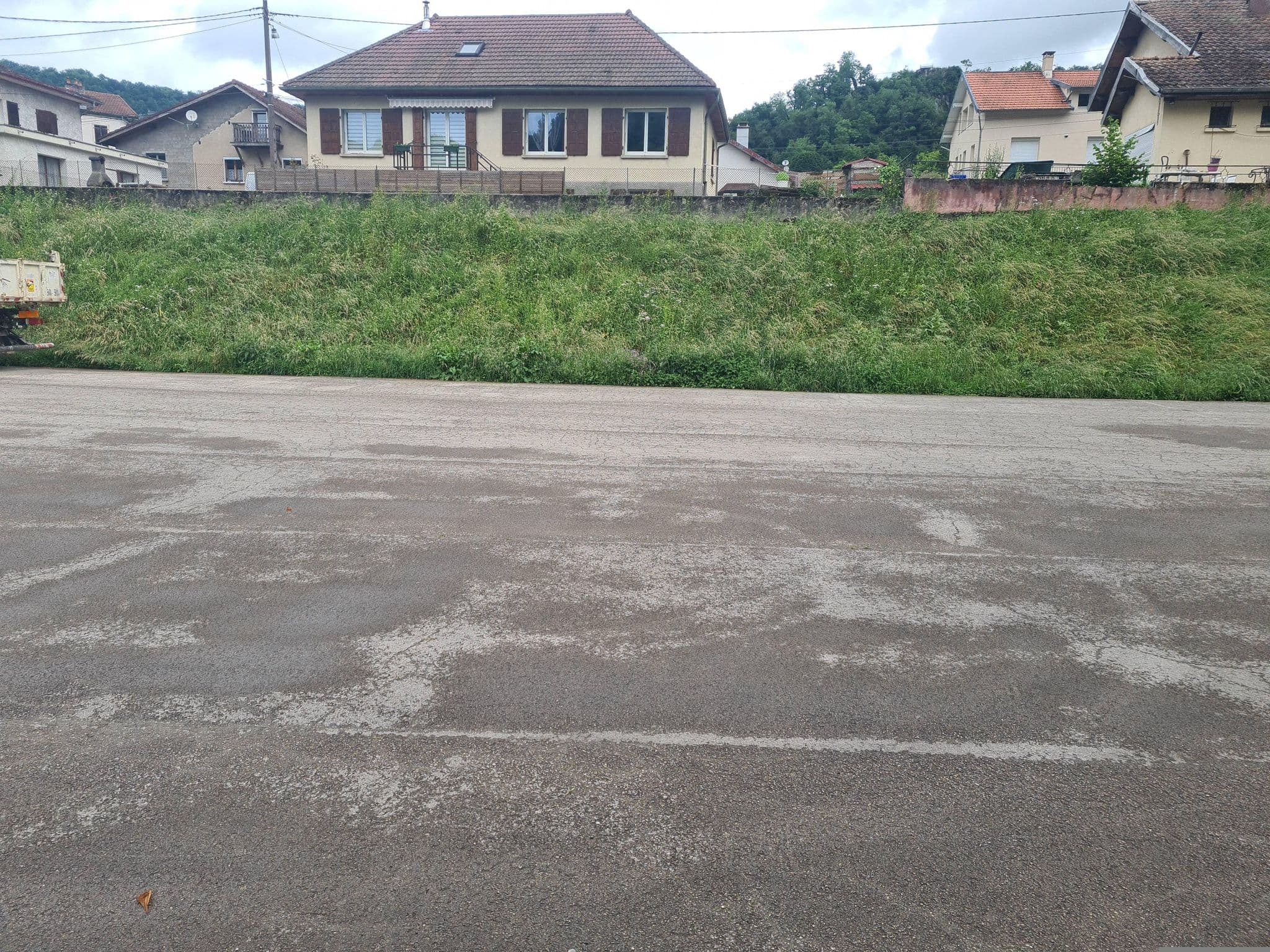 Street view near Aire de camping-cars - Saint-Hippolyte, Maîche — © Osiris_1971 (CC BY-SA · Mapillary)
