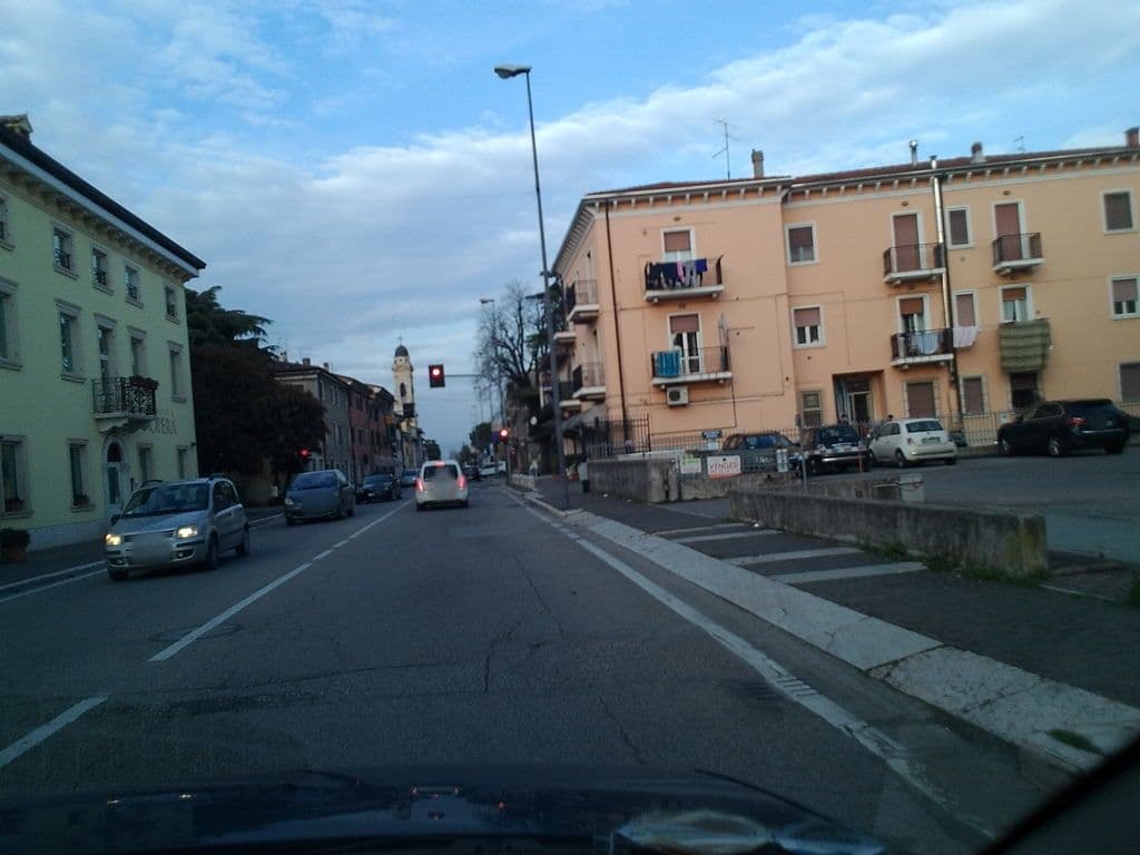 Street view near Opera SAS di Menegotti Anna & C., Dossobuono — © vrmap (CC BY-SA · Mapillary)