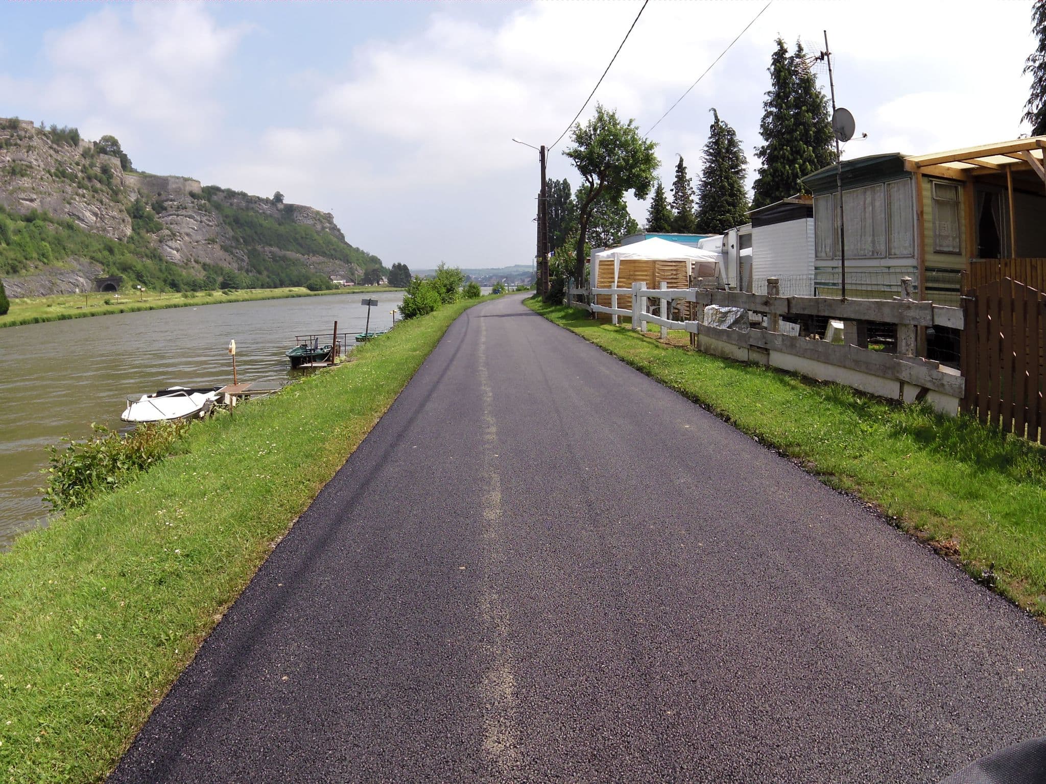 Street view near La Clé des Champs, Givet — © marczoutendijk (CC BY-SA · Mapillary)