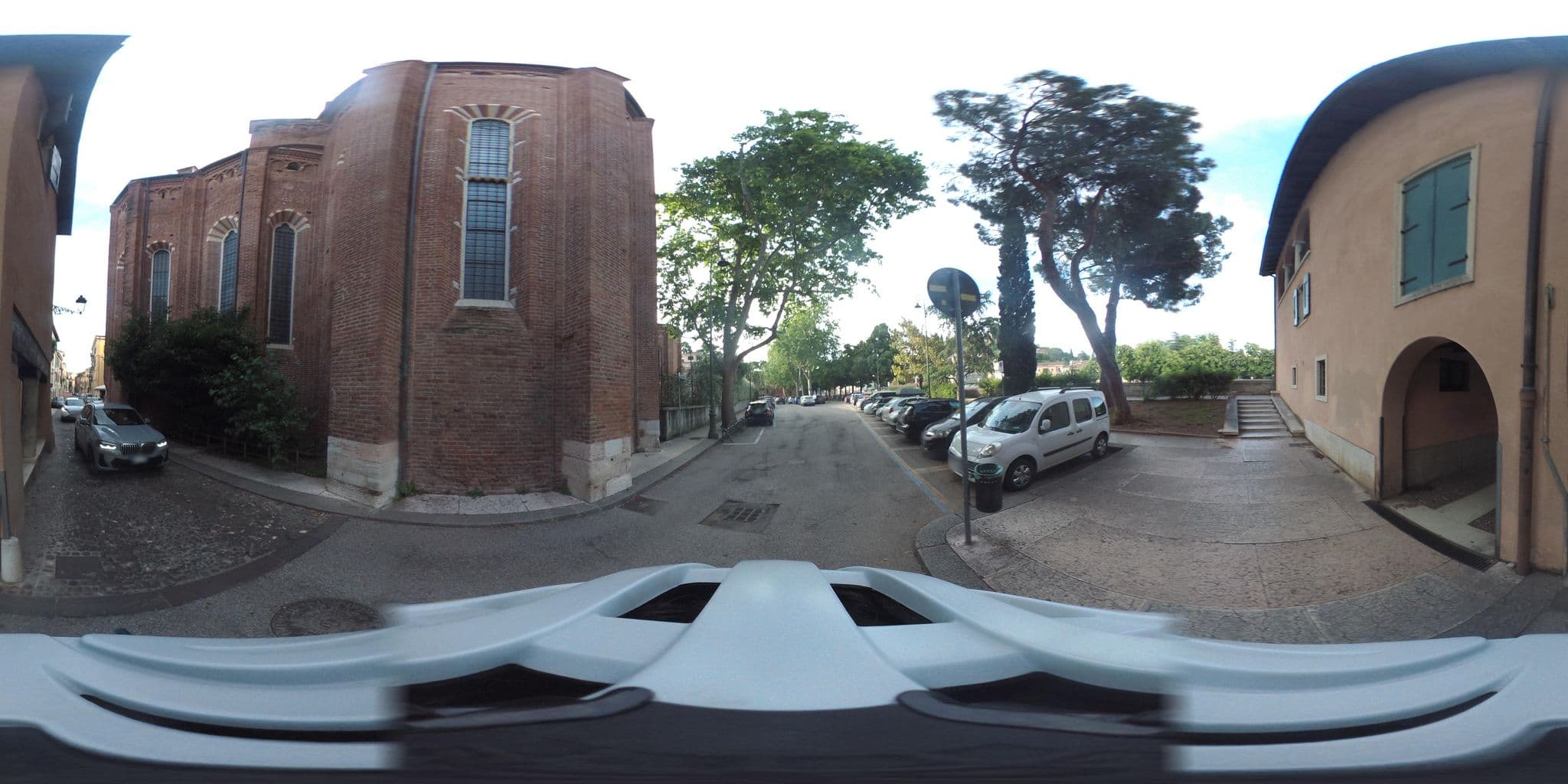 Street view near Appartamento Lo Scalino, Verona — © giubar (CC BY-SA · Mapillary)
