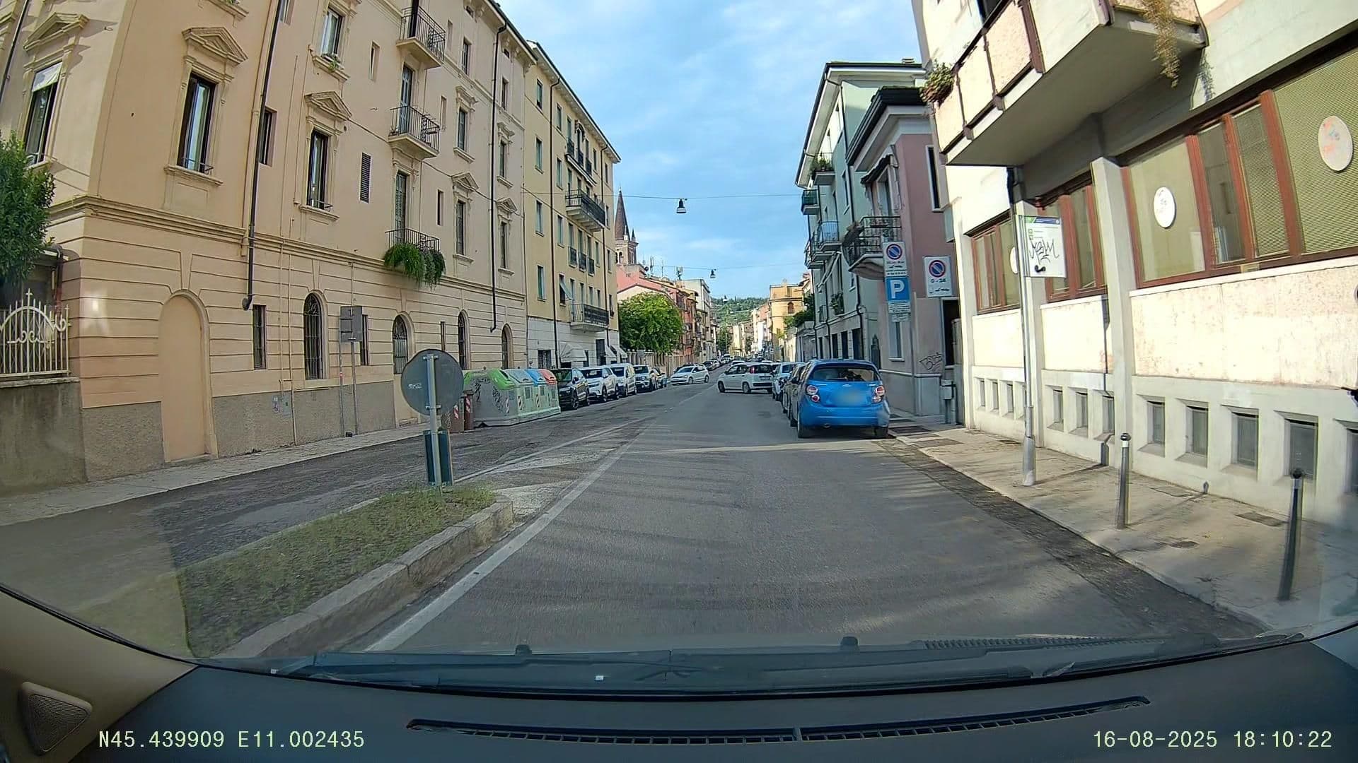 Street view near B&B La Giara di Giambra Rosario, Verona — © Jacopo86 (CC BY-SA · Mapillary)
